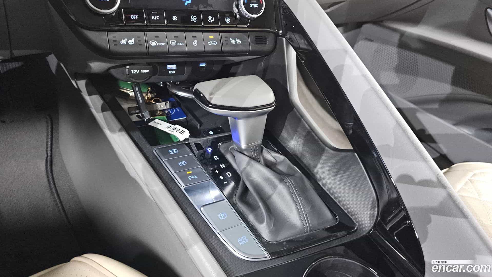 AVANTE Hyundai 2025.10-INNER-009