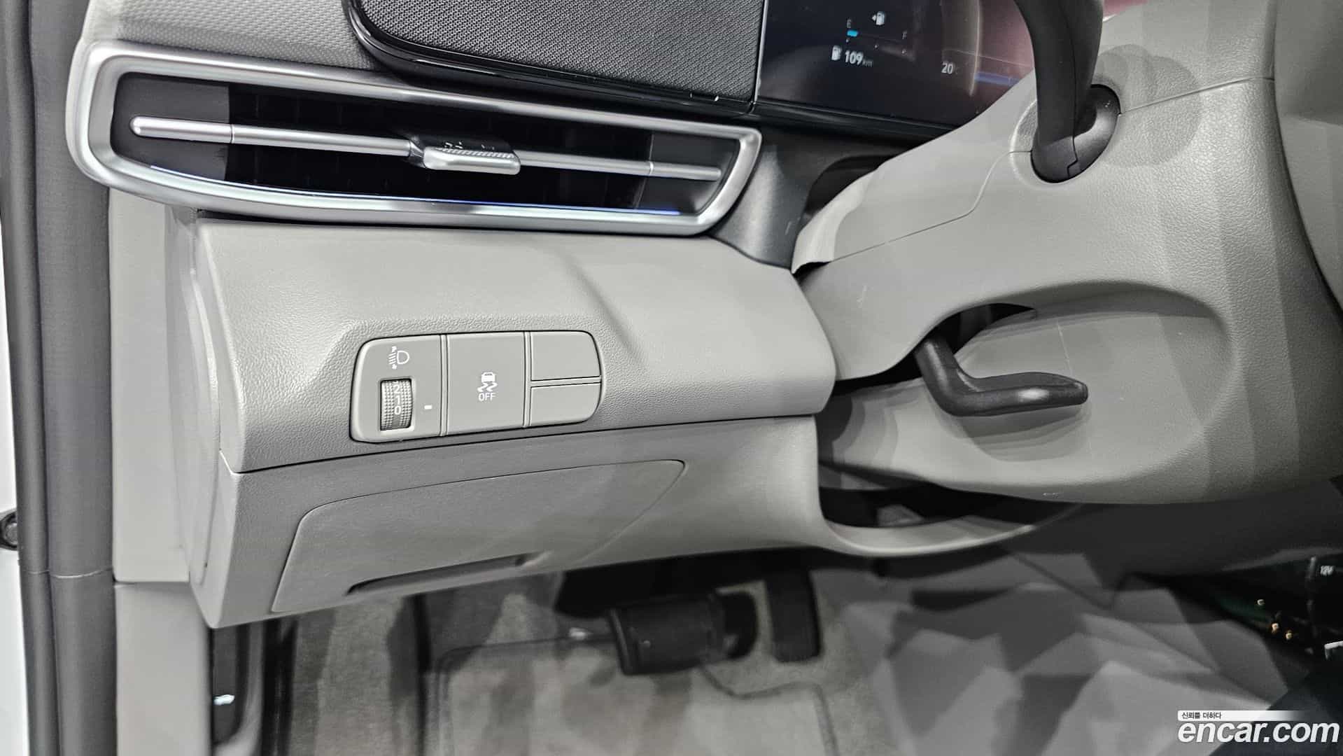 AVANTE Hyundai 2025.10-OPTION-018