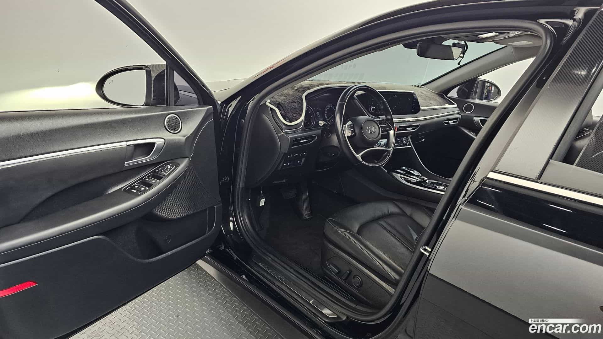 Sonata Hyundai 2021.3-INNER-010