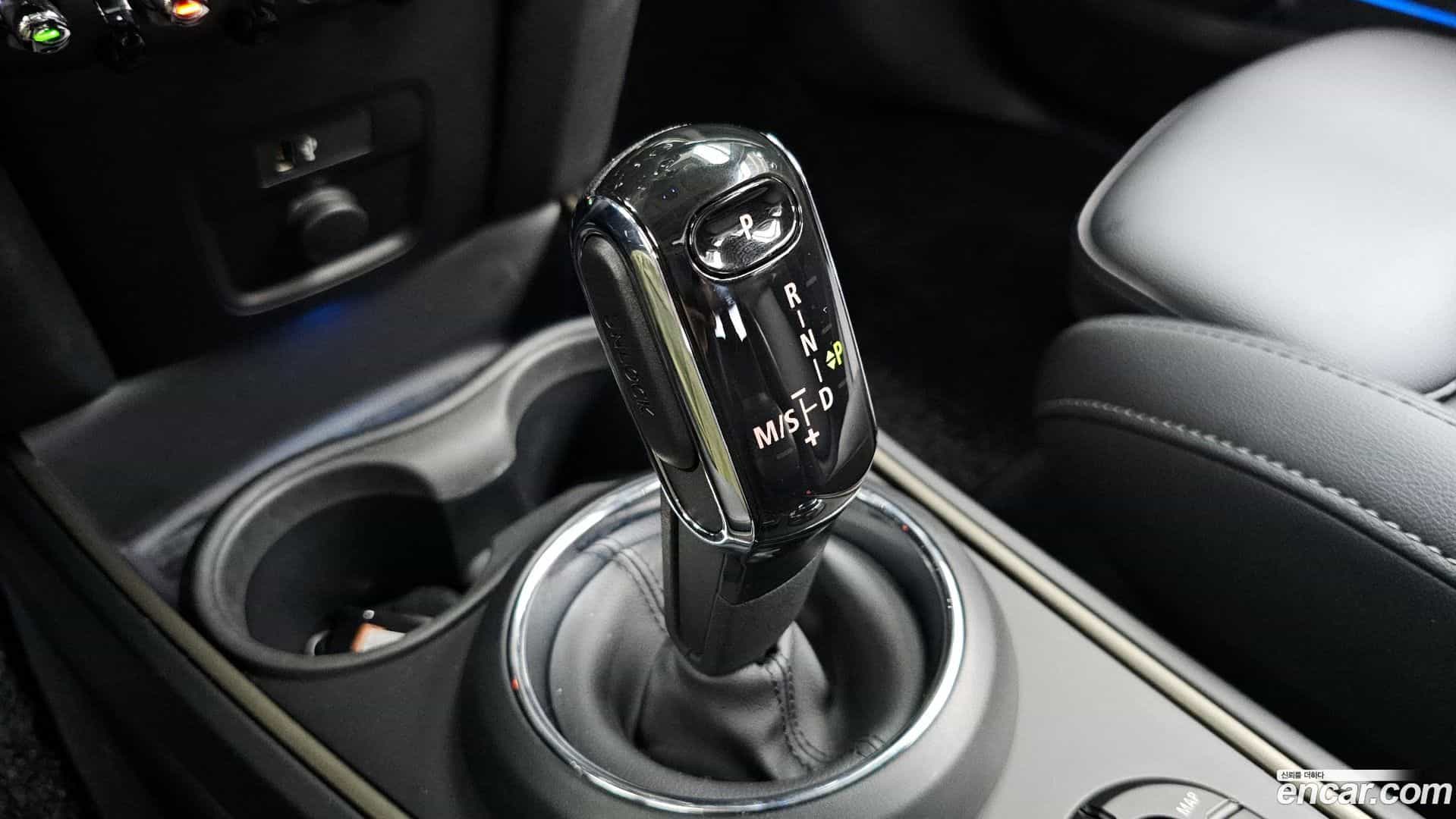 Countryman Mini 2022.8-INNER-009