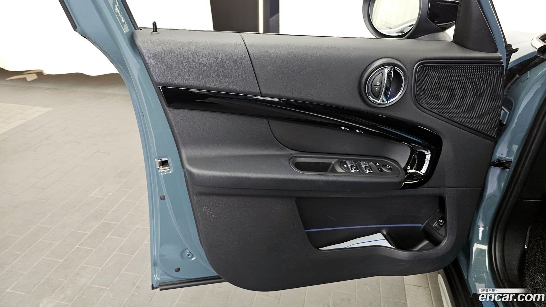 Main__Slider__Photo:Countryman Mini 2022.8-23