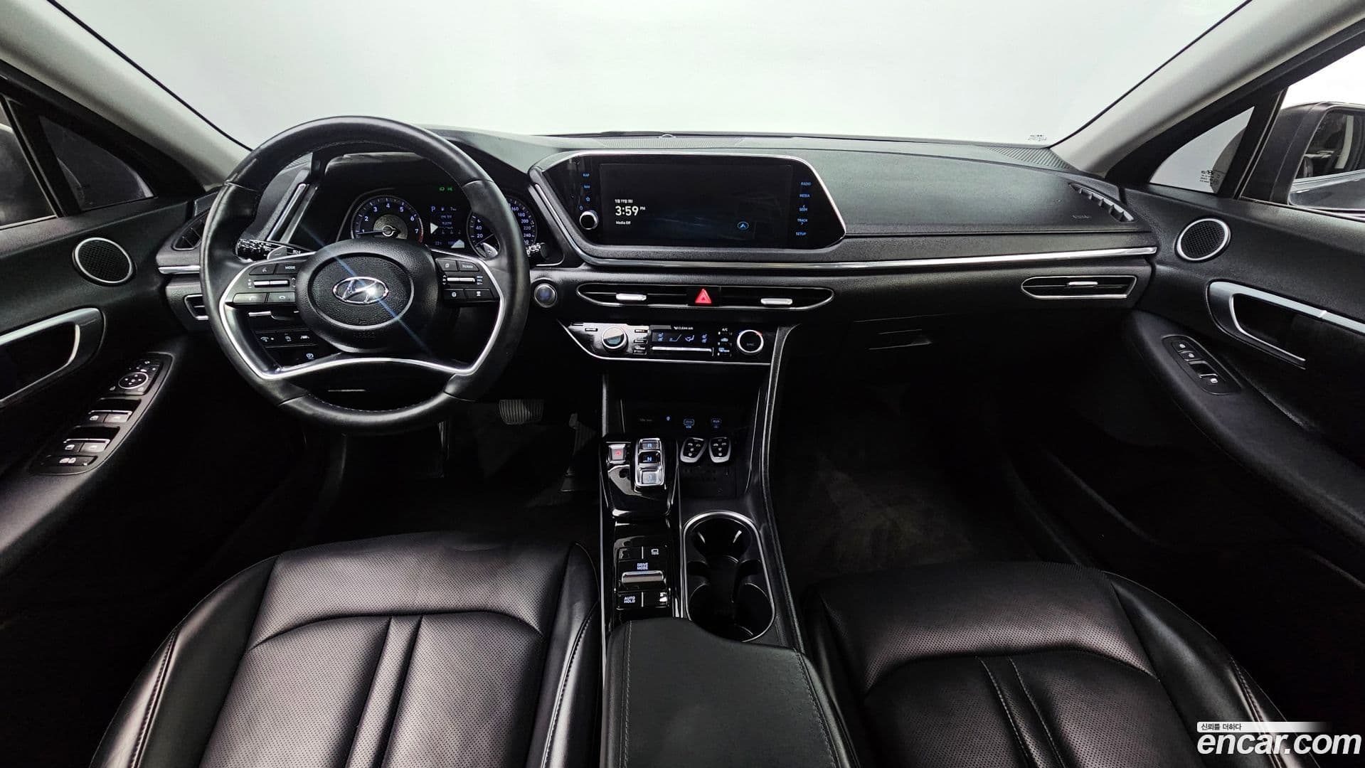Main__Slider__Photo:Sonata Hyundai 2019.7-6
