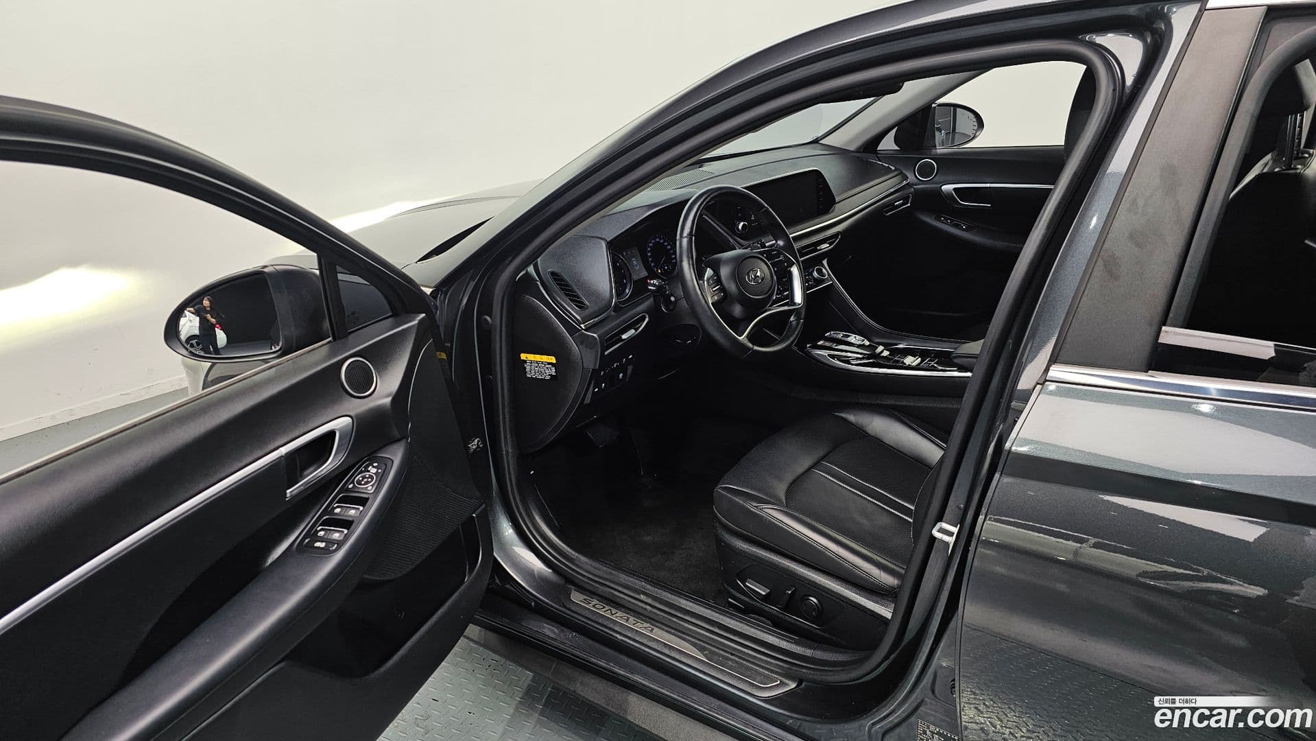 Main__Slider__Photo:Sonata Hyundai 2019.7-9