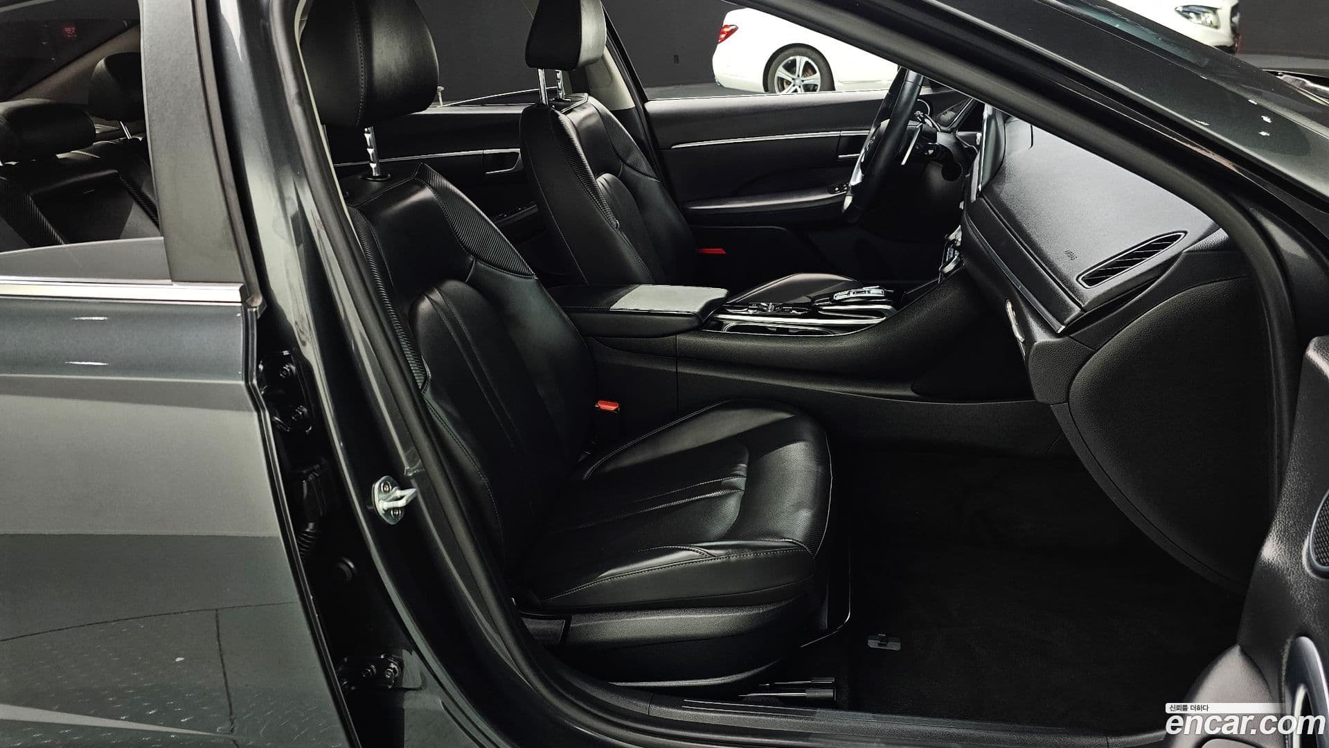 Main__Slider__Photo:Sonata Hyundai 2019.7-25