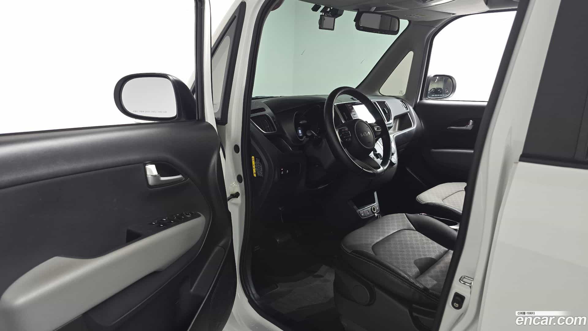 RAY Kia 2022.2-INNER-010