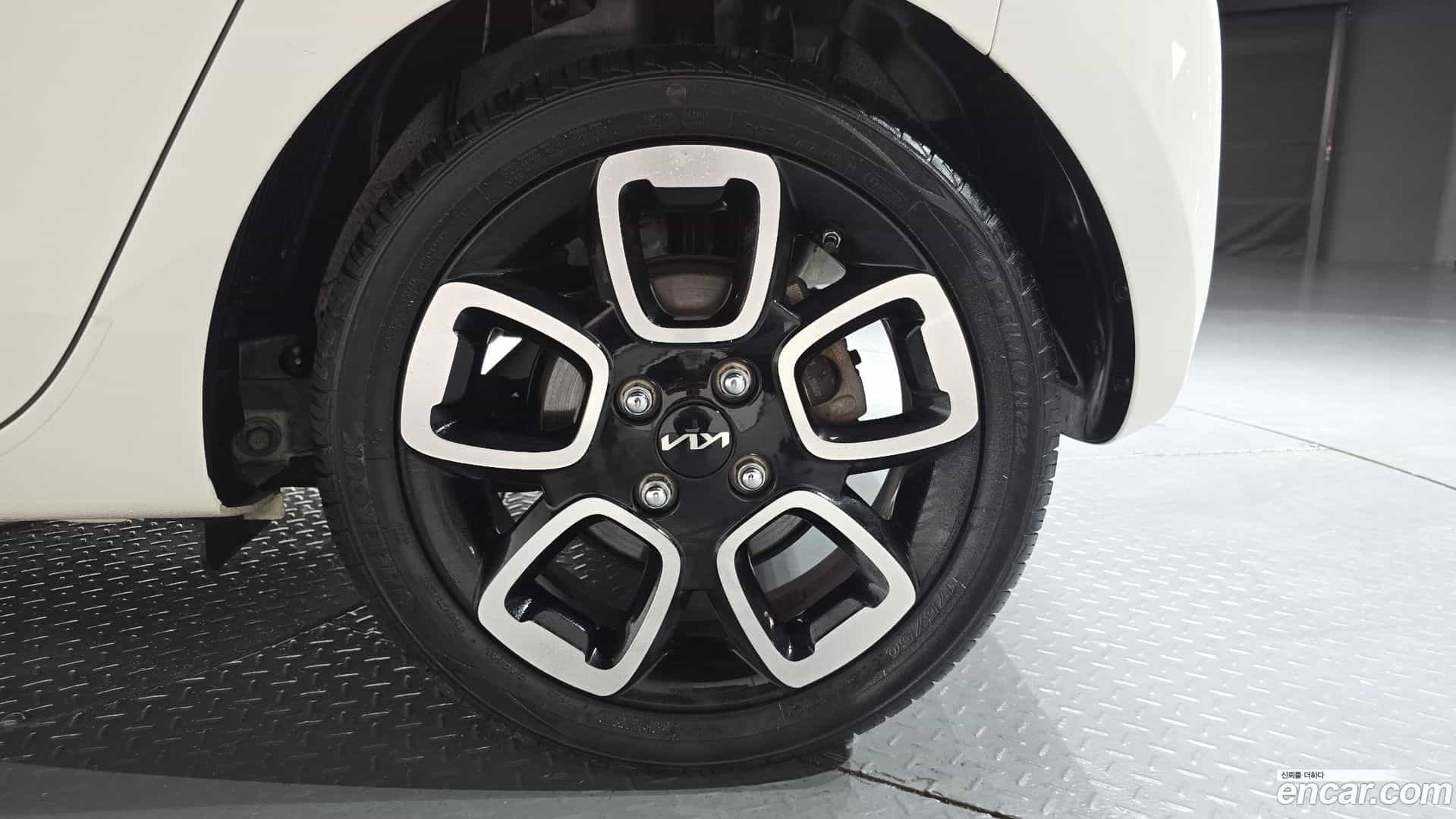 RAY Kia 2022.2-OUTER-031