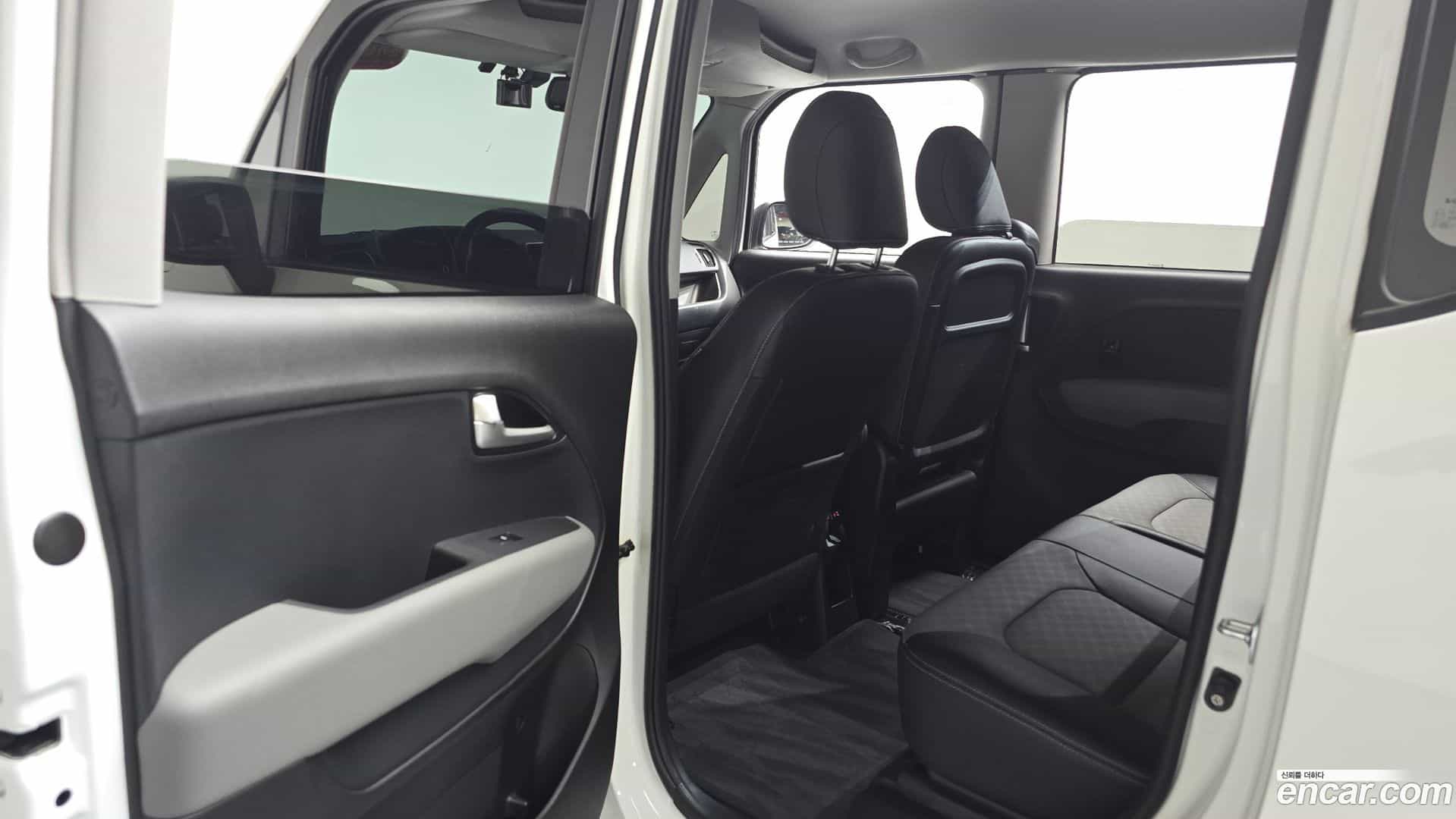 RAY Kia 2022.2-INNER-036