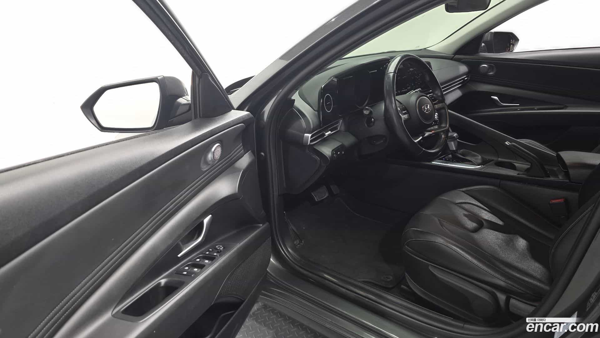 AVANTE Hyundai 2022.3-INNER-010