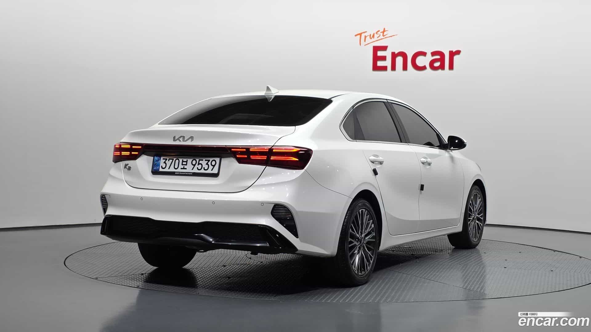 K3 Kia 2022.3-OUTER-002