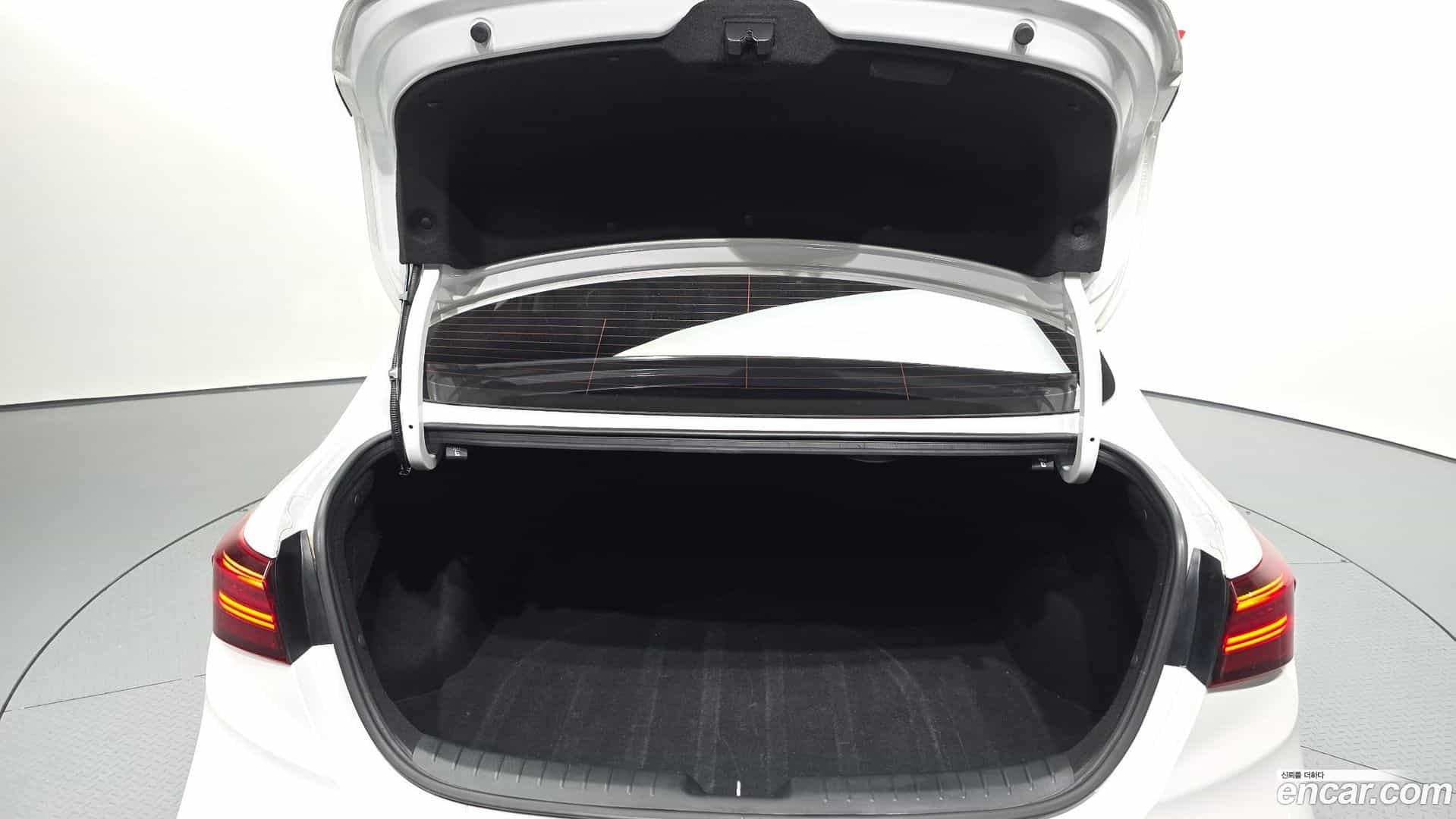 K3 Kia 2022.3-OPTION-024