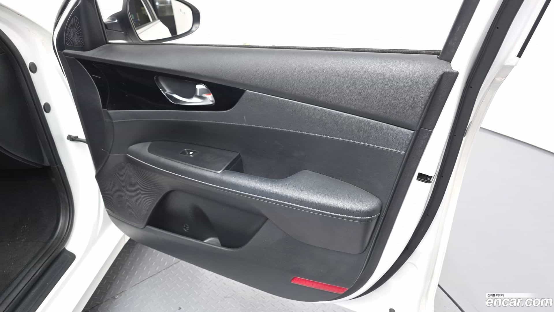 K3 Kia 2022.3-INNER-034