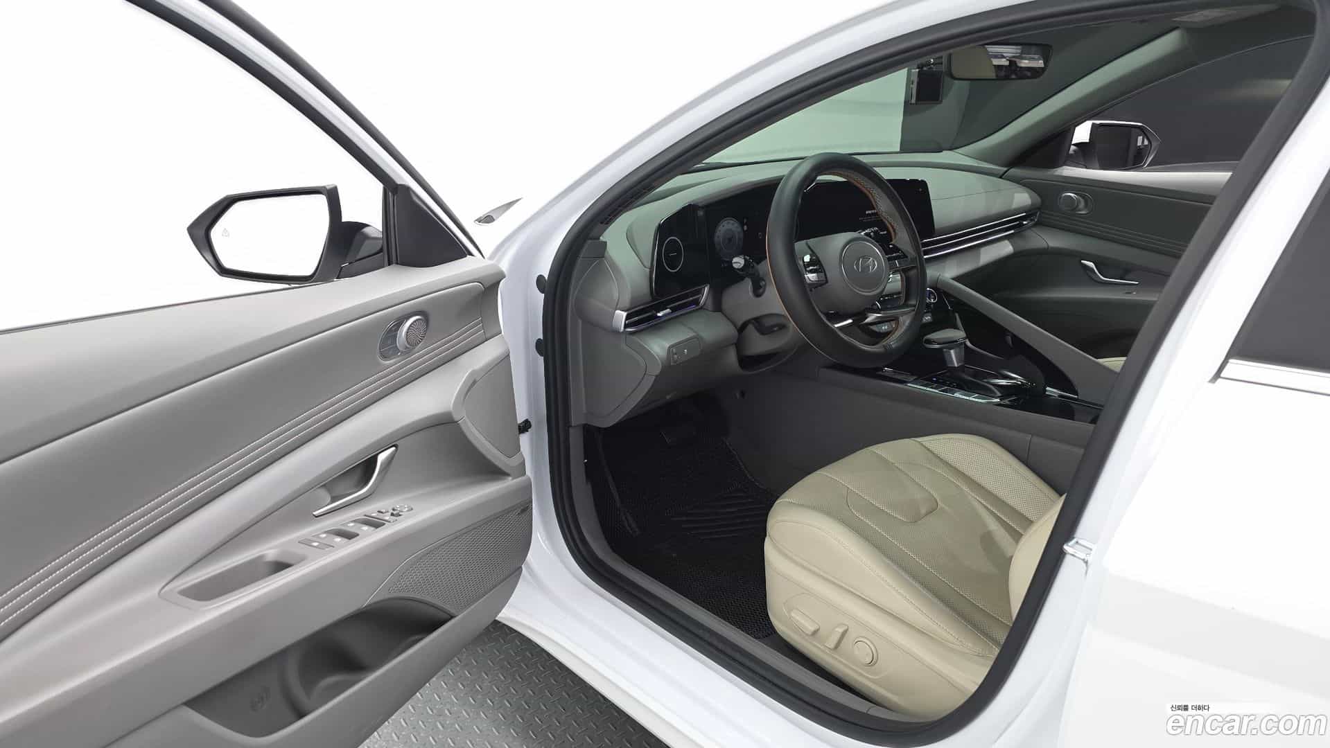 AVANTE Hyundai 2024.3-INNER-010