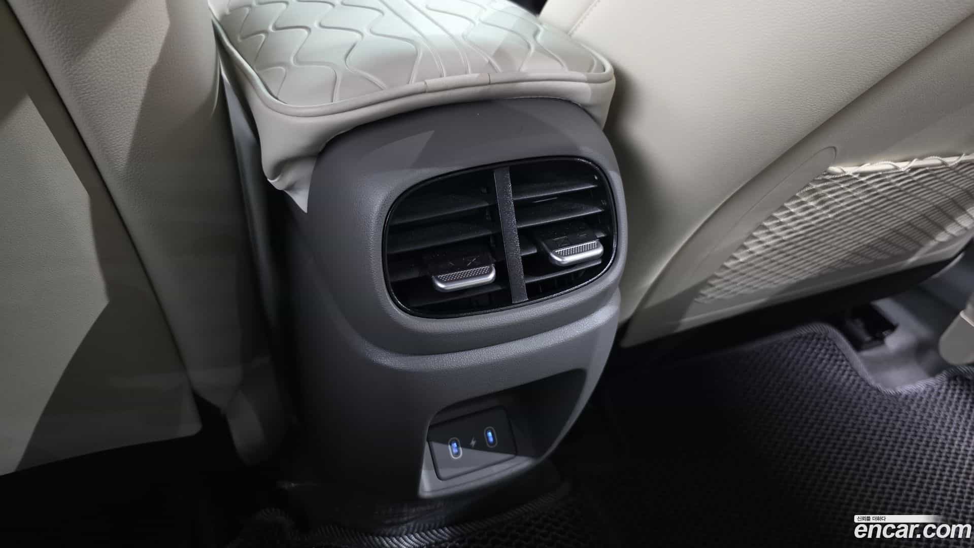 AVANTE Hyundai 2024.3-OPTION-044