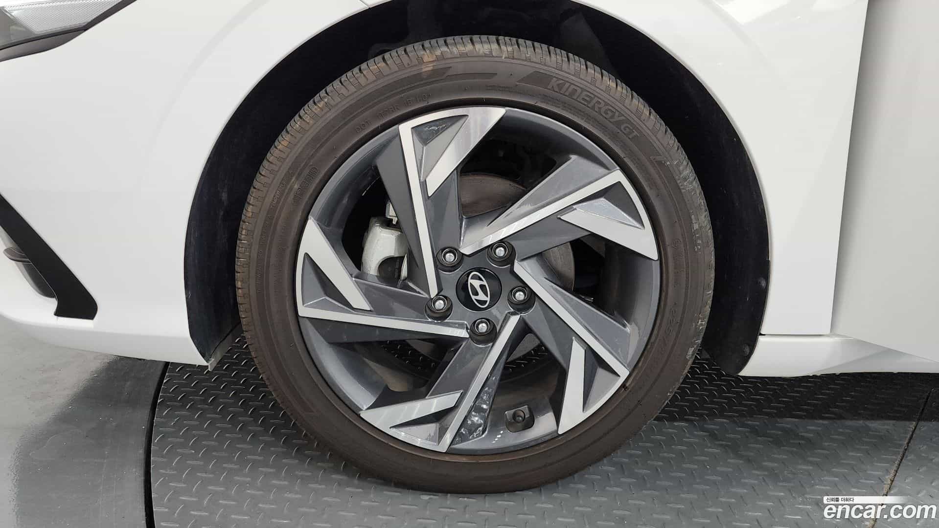 AVANTE Hyundai 2023.8-OUTER-005