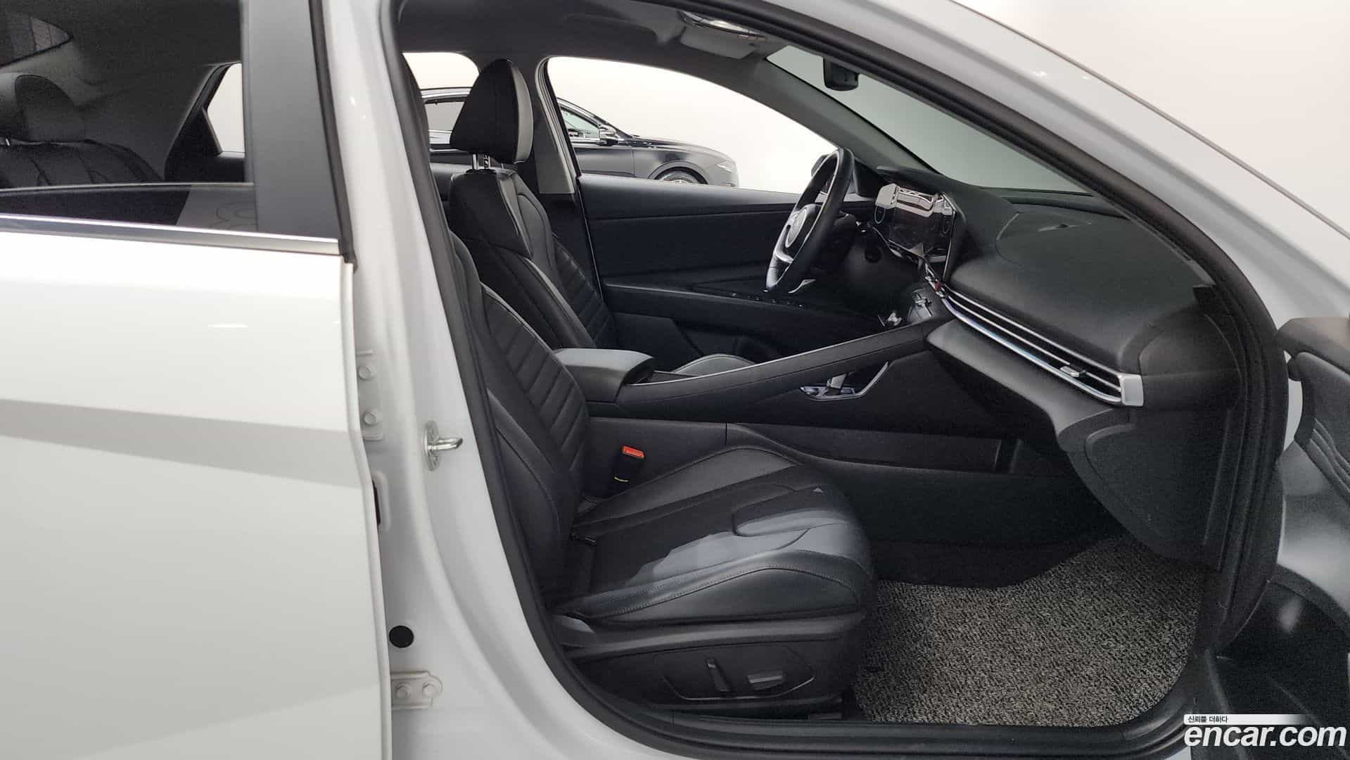 AVANTE Hyundai 2023.8-INNER-036