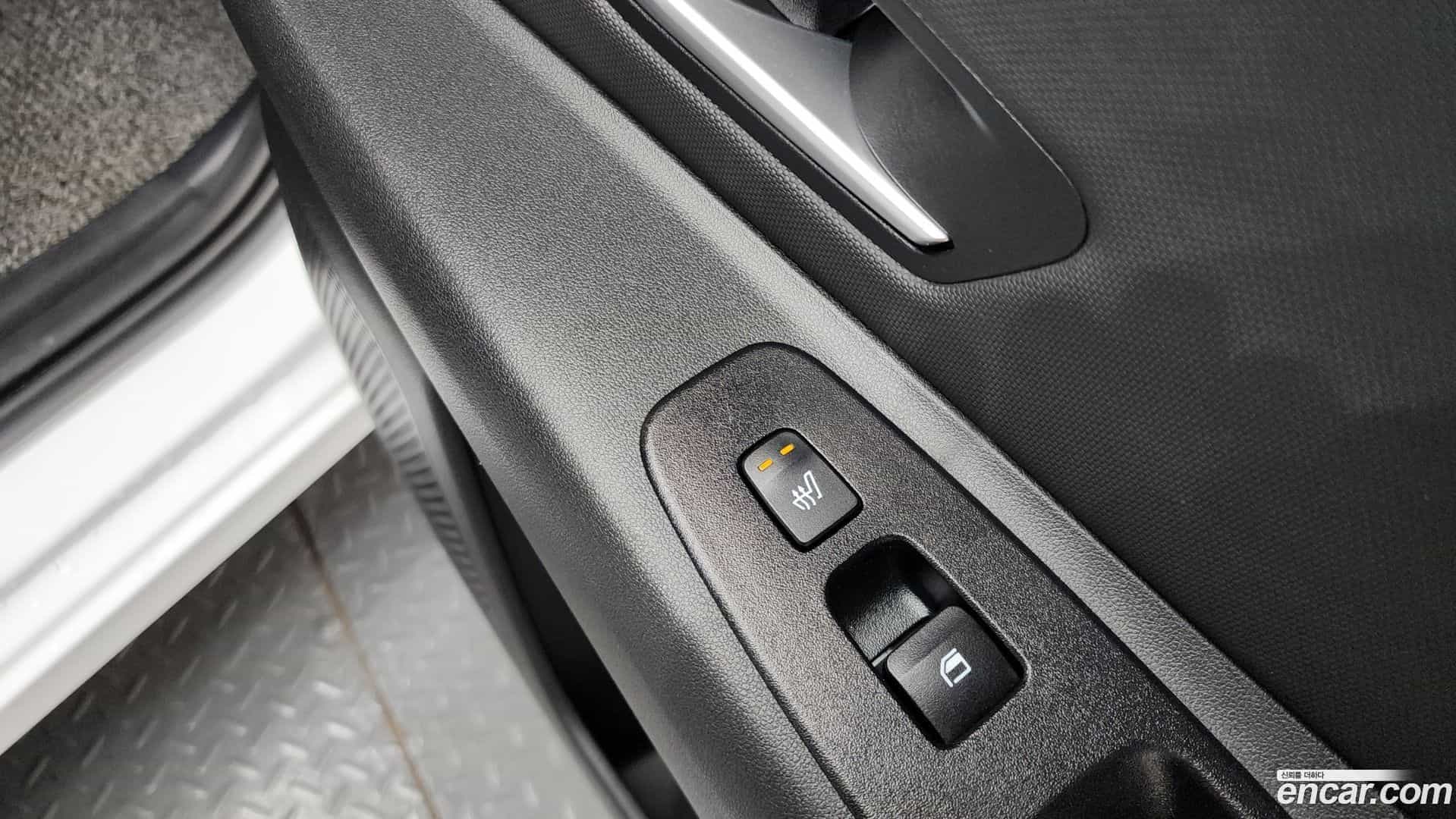 AVANTE Hyundai 2023.8-OPTION-044