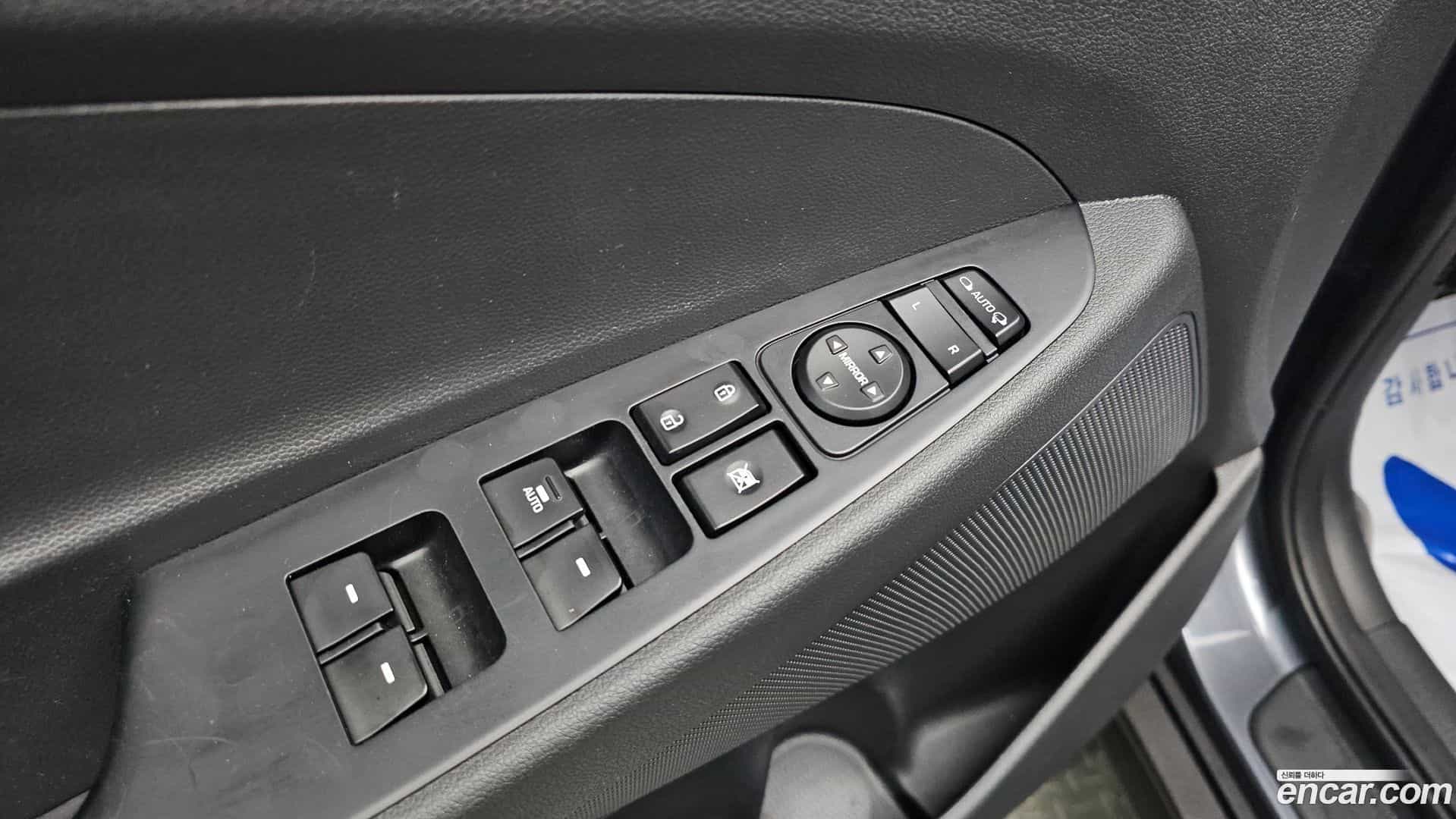 Tucson Hyundai 2018.0-OPTION-017