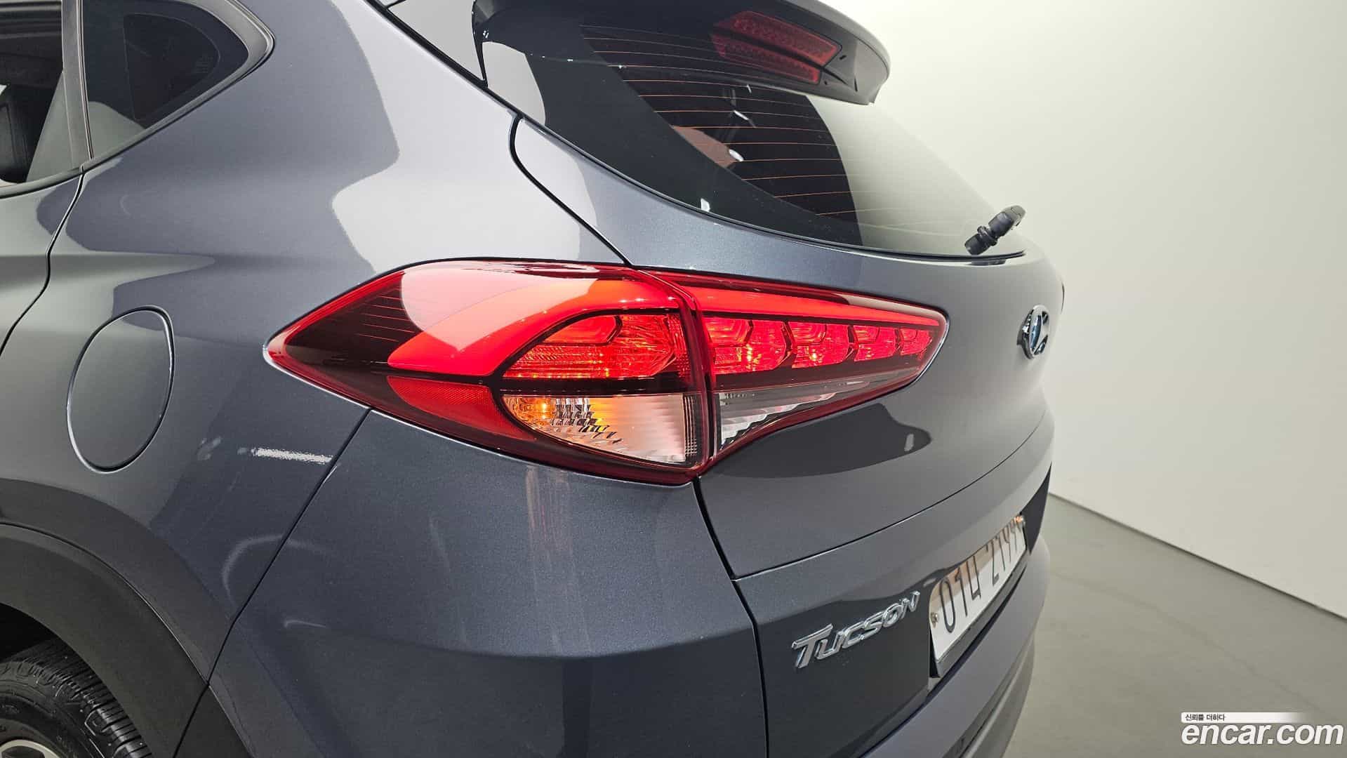 Tucson Hyundai 2018.0-OUTER-033