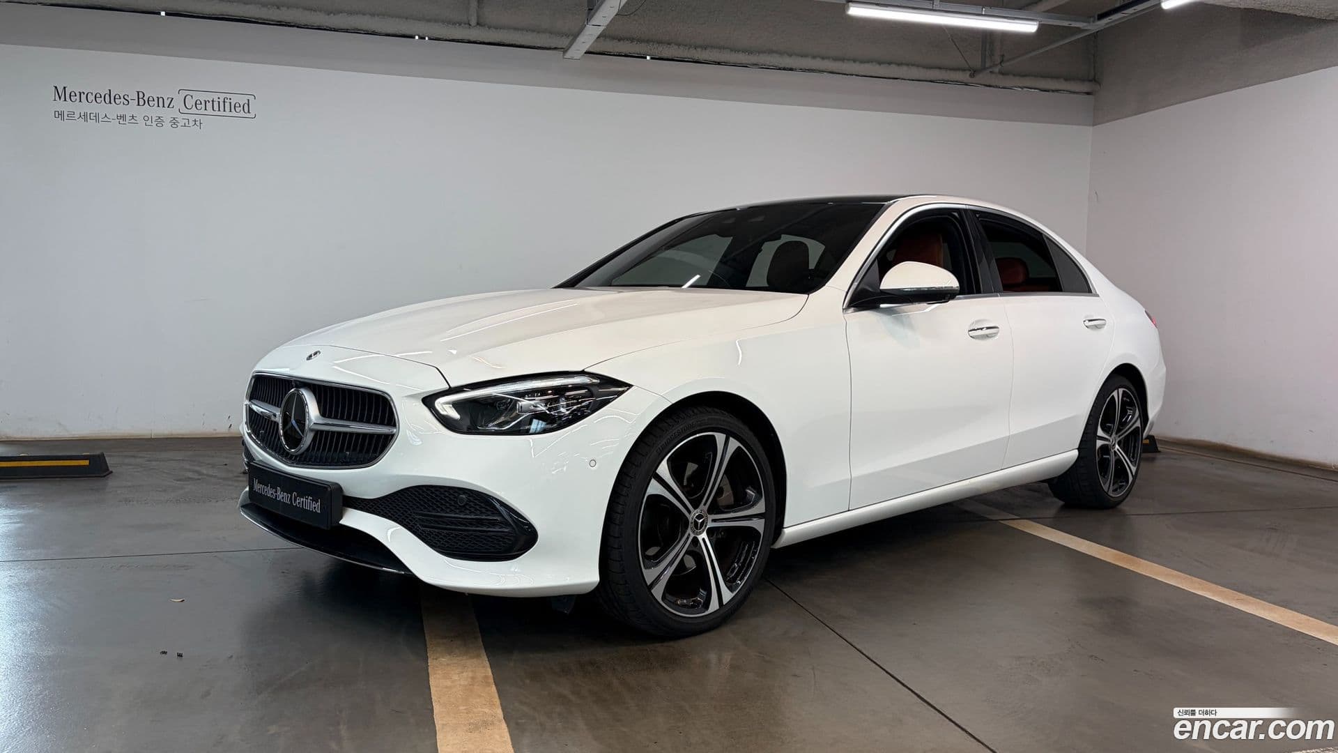 Main__Slider__Photo:C-Class Mercedes-Benz 2023.3-0