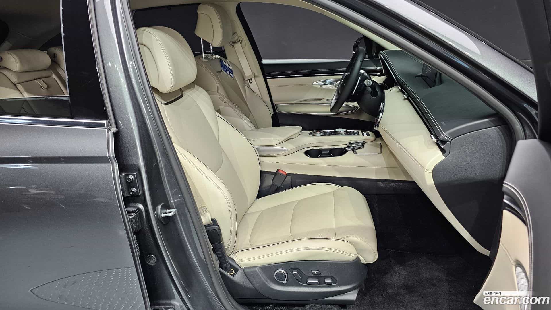 GV70 Genesis 2023.1-INNER-036