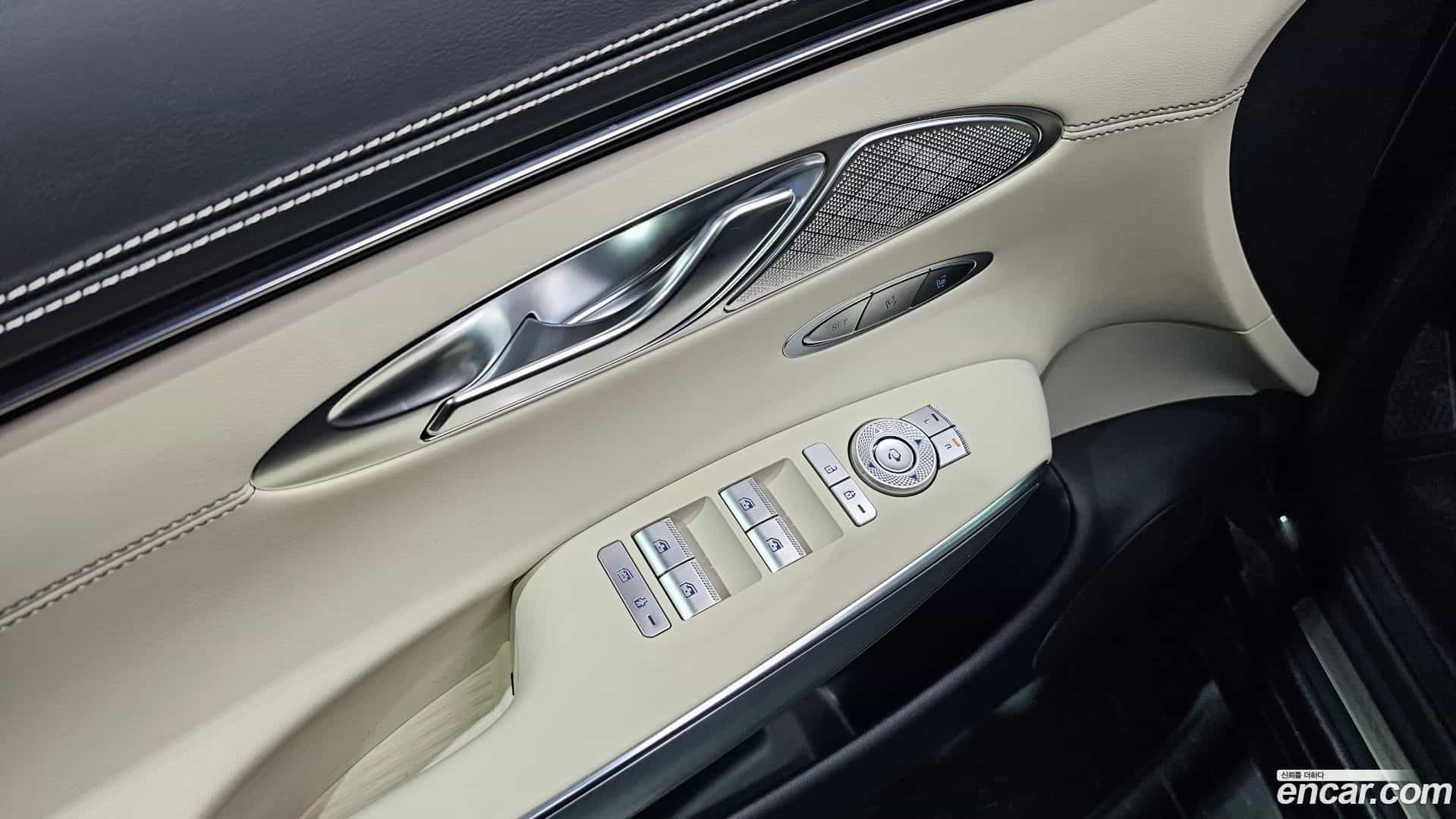 GV70 Genesis 2023.1-OPTION-042