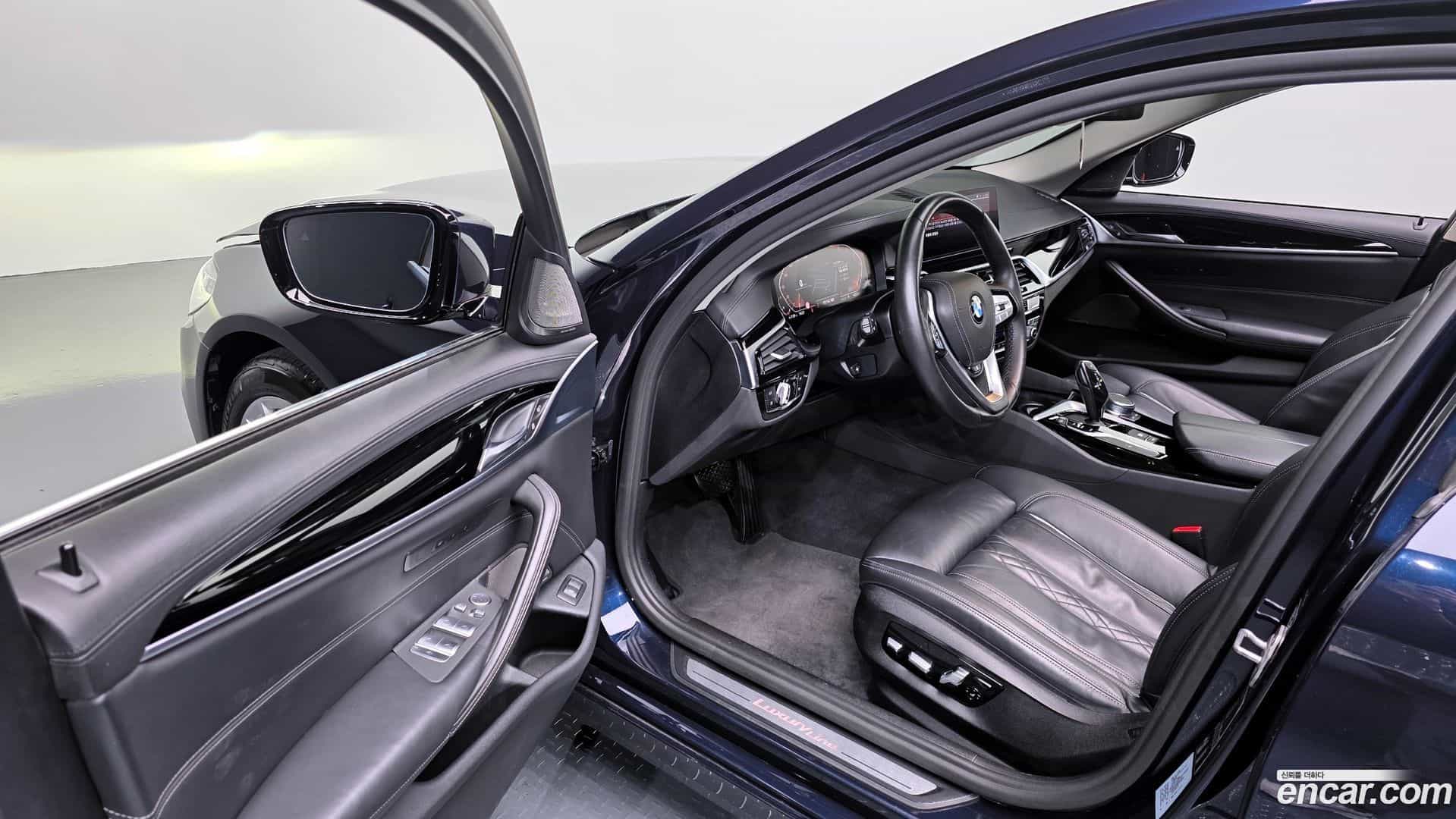 5-Series BMW 2020.5-INNER-010
