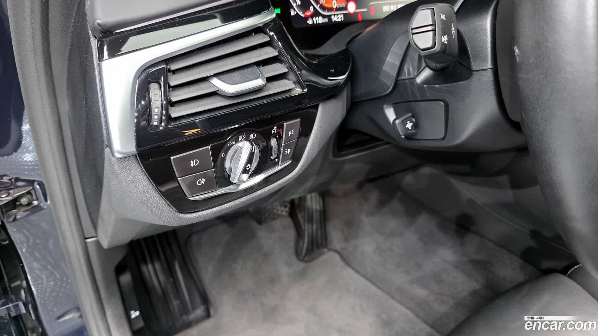 5-Series BMW 2020.5-OPTION-022