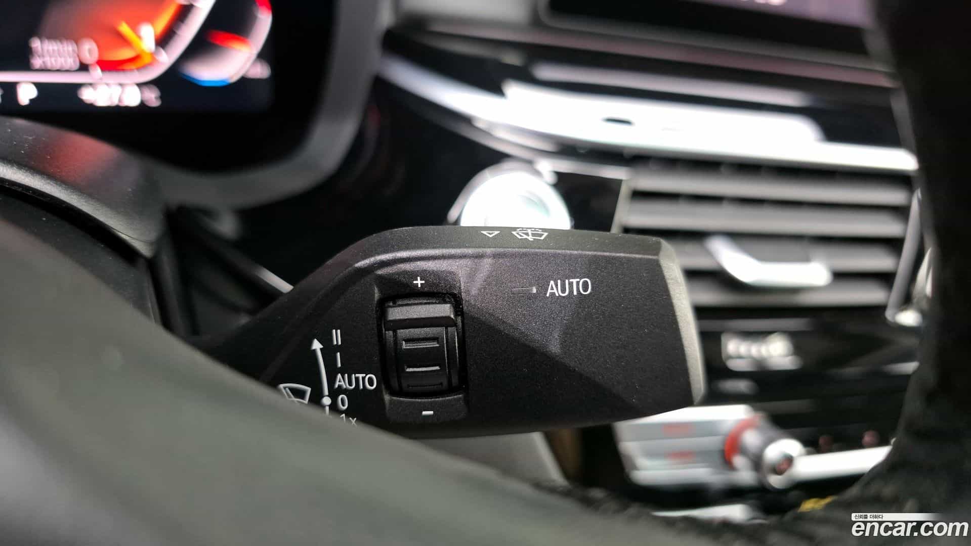 5-Series BMW 2020.5-OPTION-041