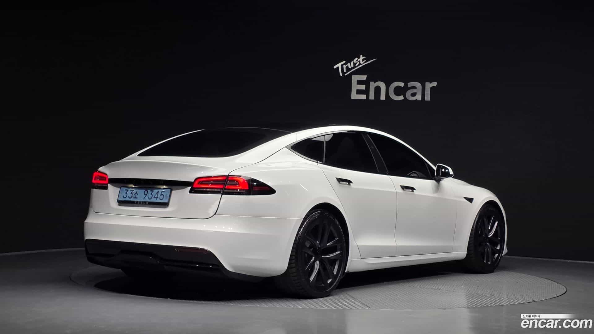 Model S Tesla 2024.2-OUTER-002