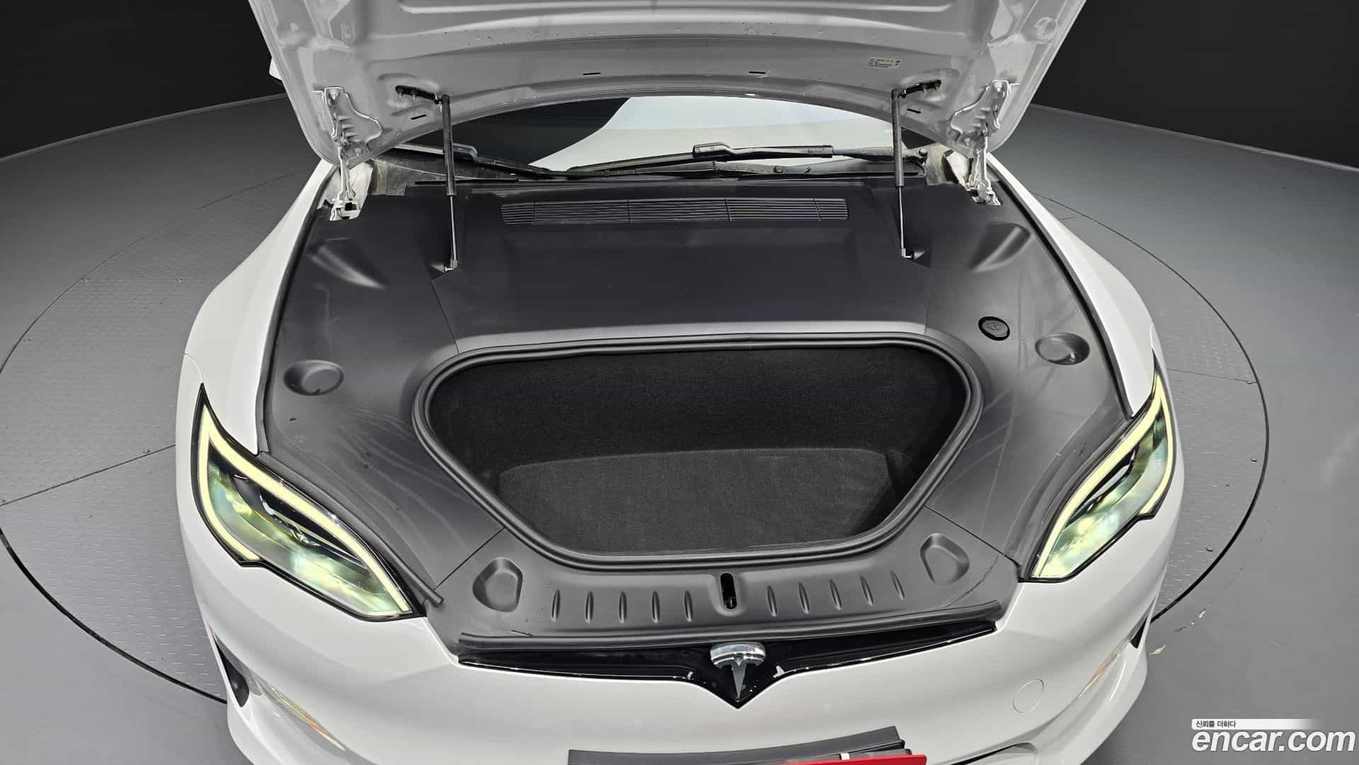 Model S Tesla 2024.2-OUTER-006