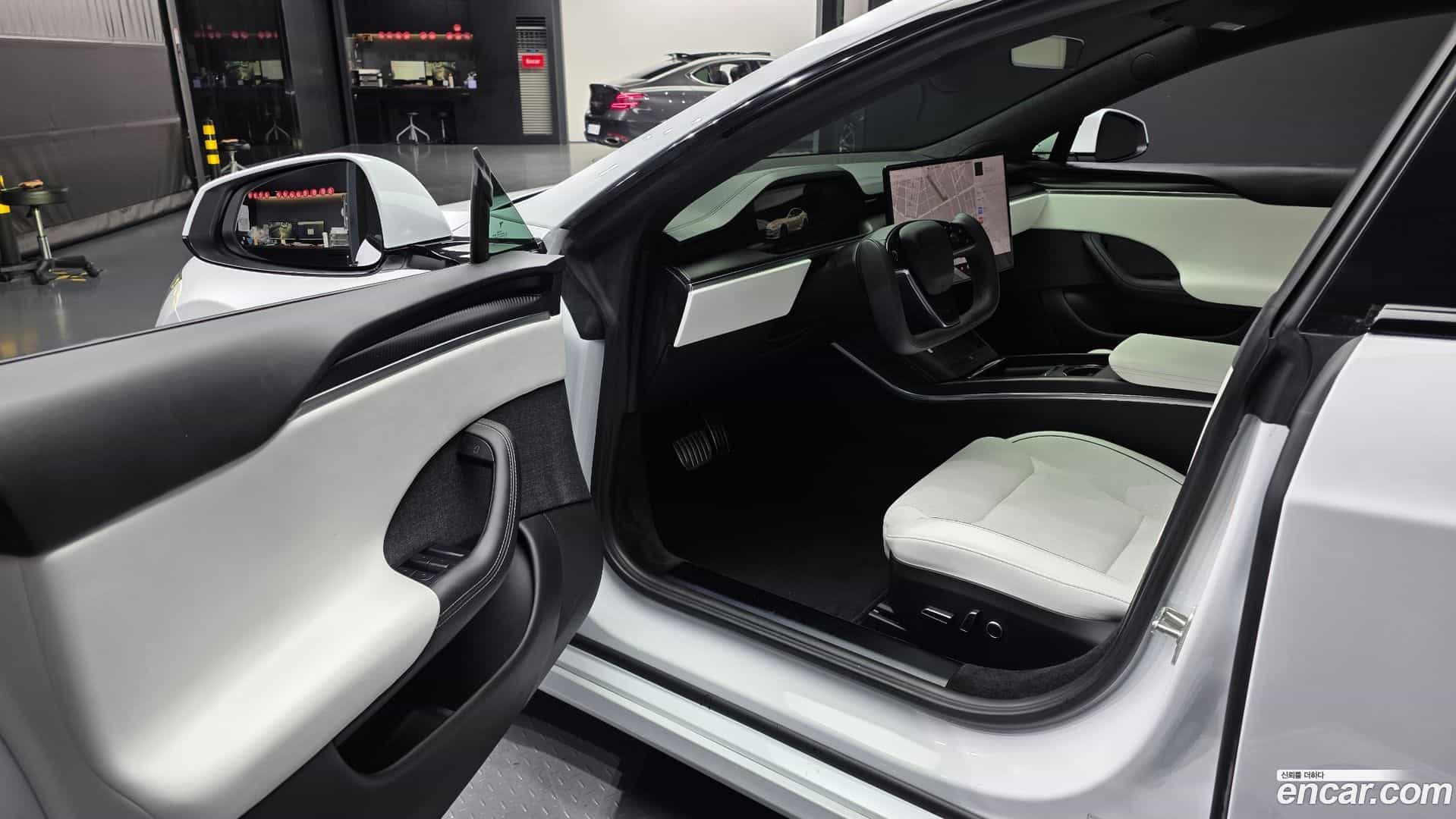 Model S Tesla 2024.2-INNER-010