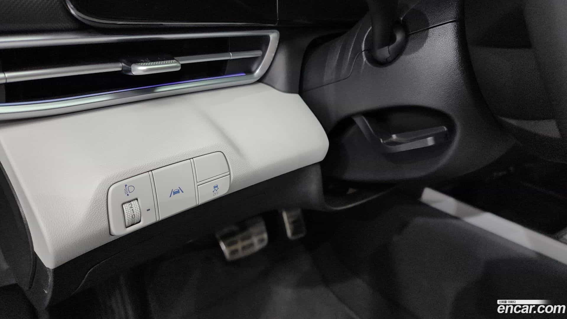 AVANTE Hyundai 2022.6-OPTION-018