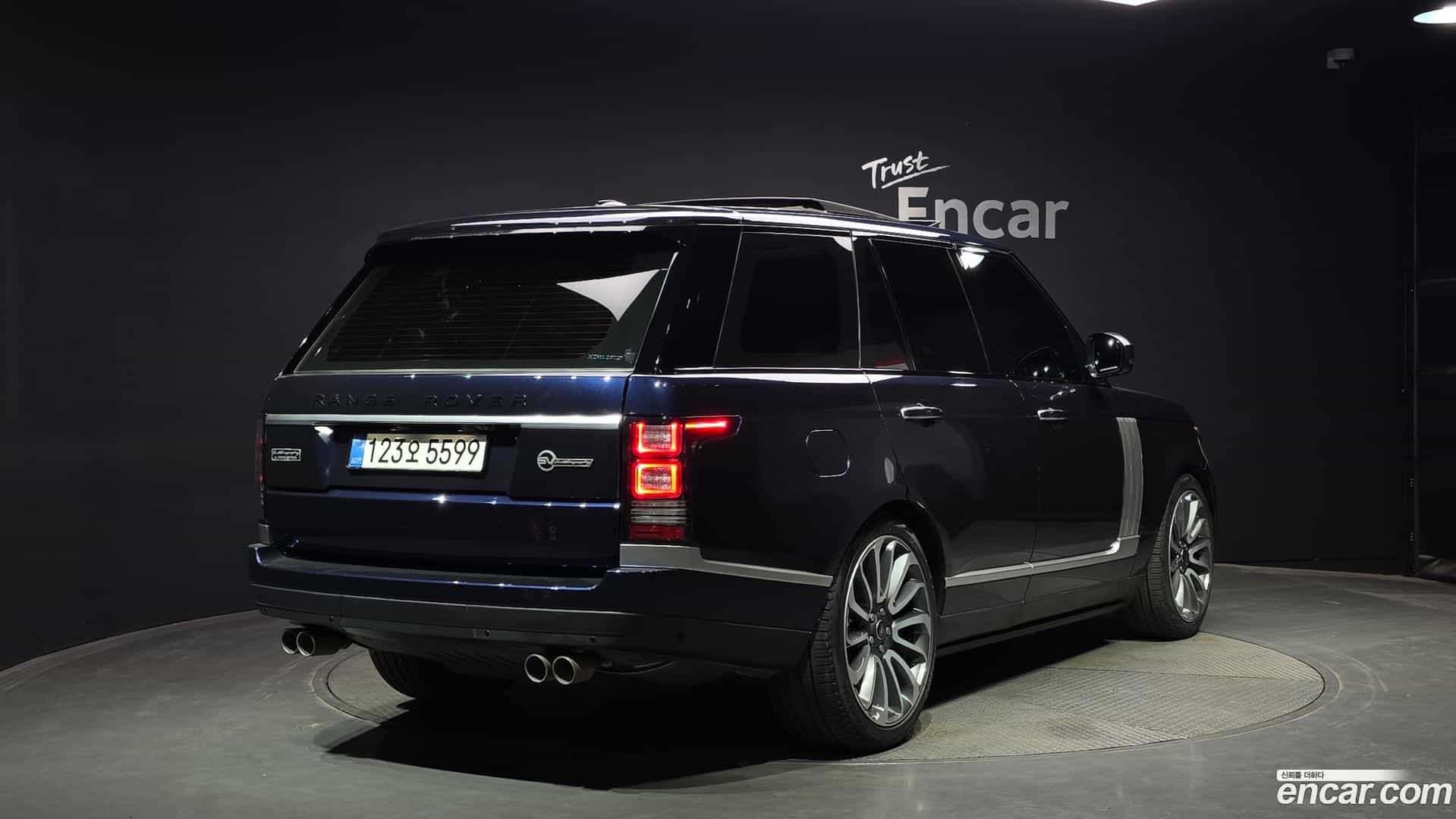Range Rover Land Rover 2016.11-OUTER-002