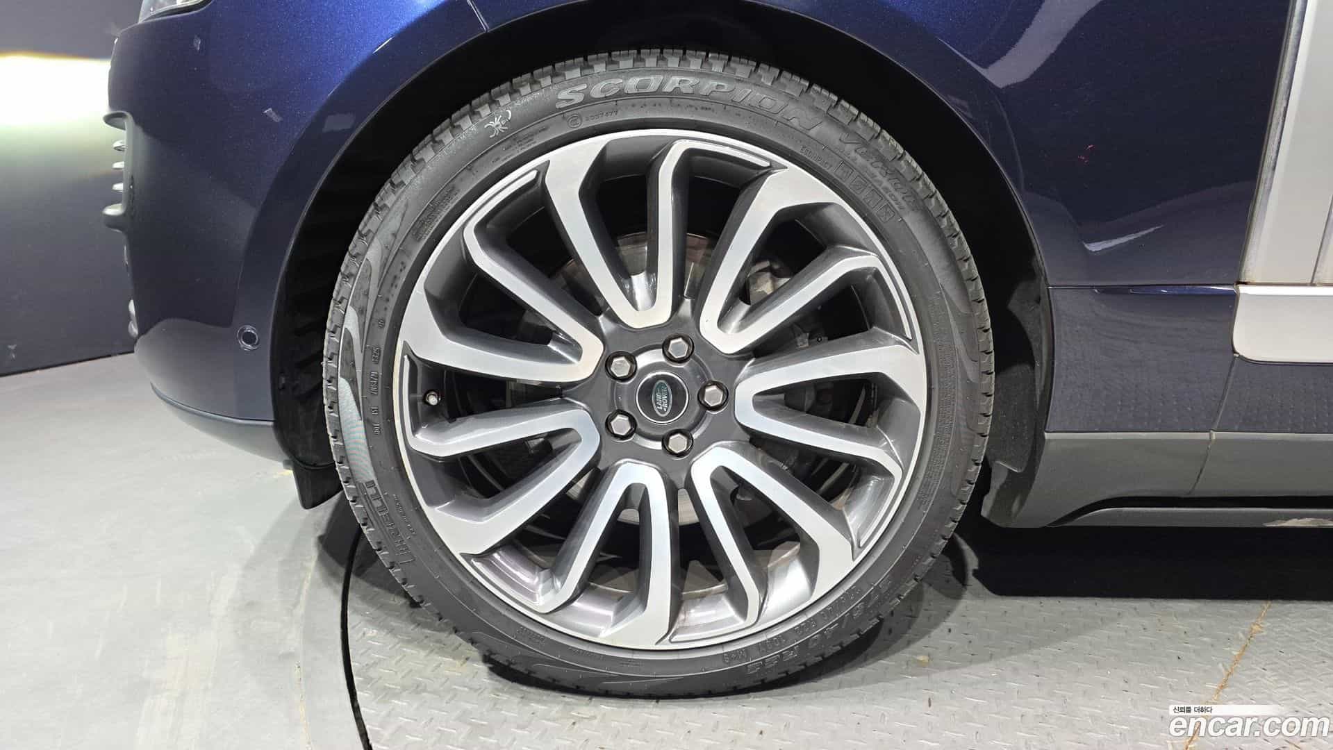 Range Rover Land Rover 2016.11-OUTER-005
