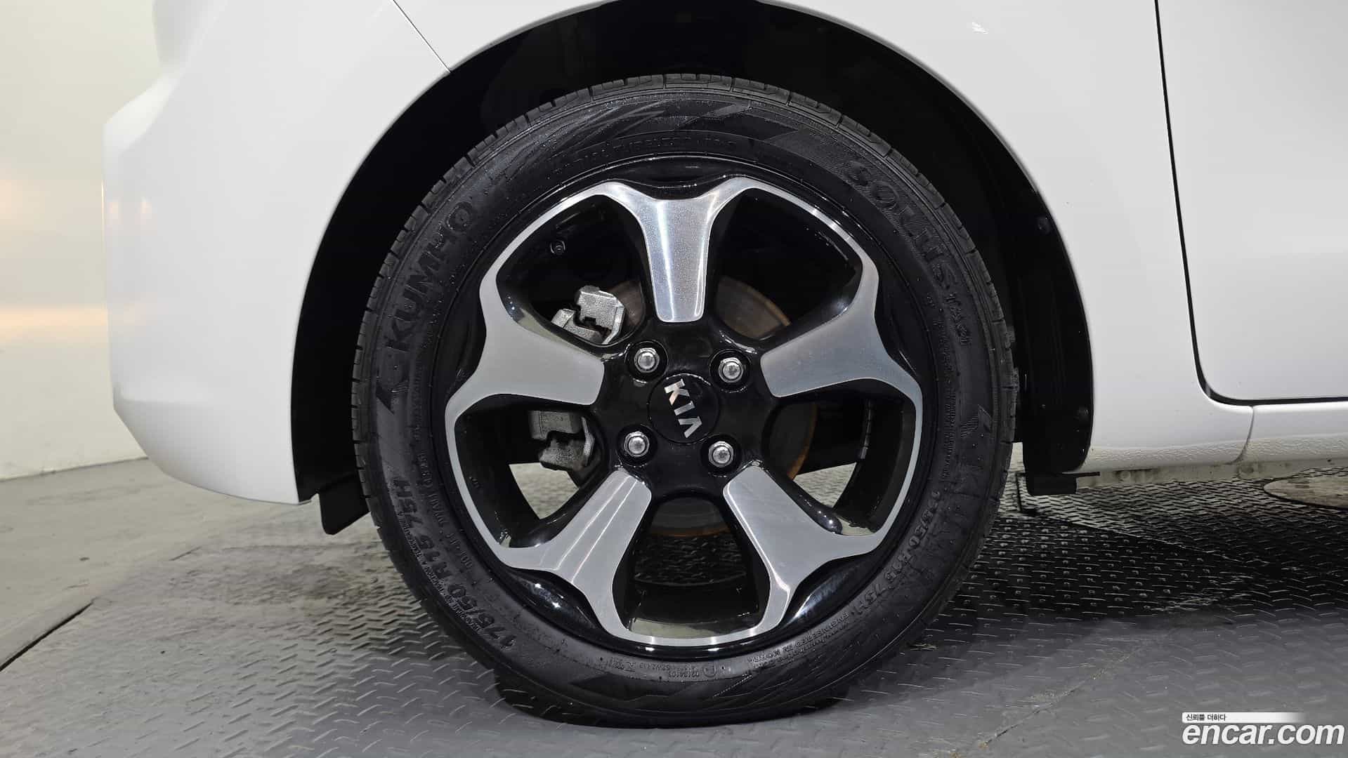 RAY Kia 2021.3-OUTER-005