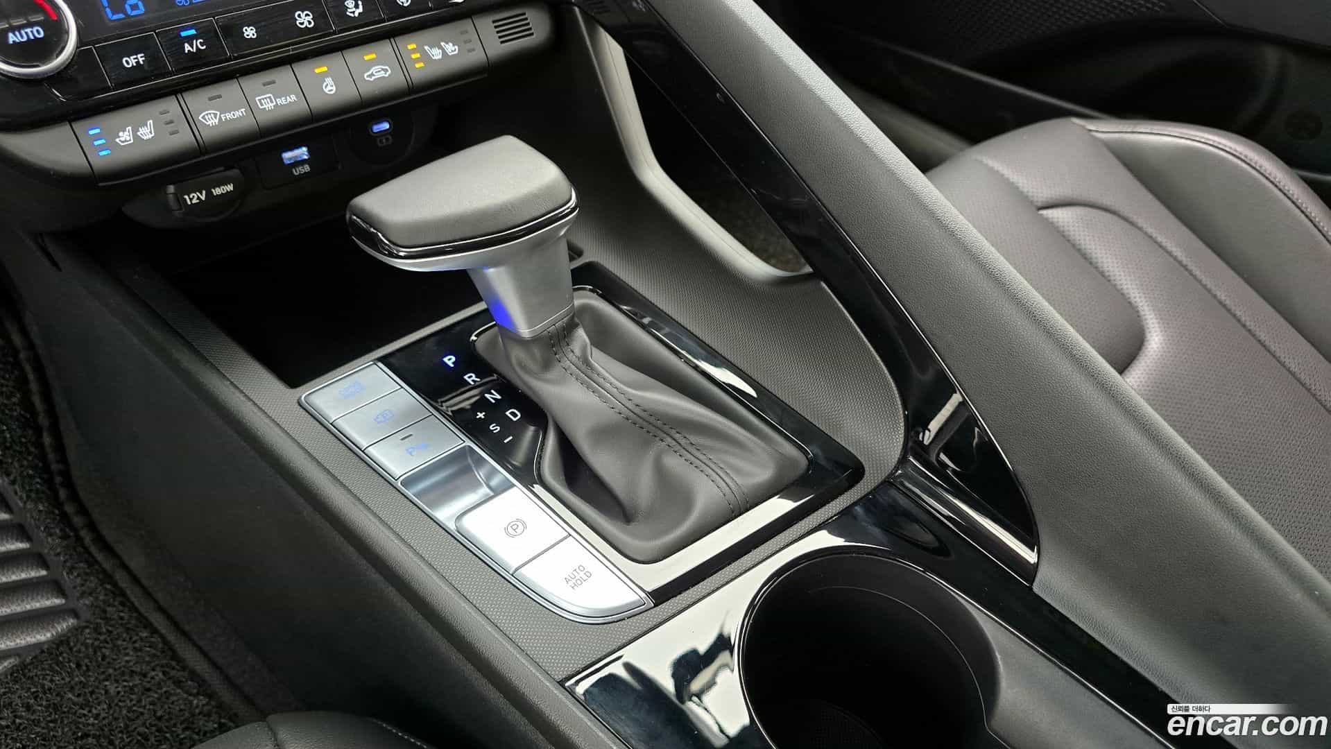 AVANTE Hyundai 2025.10-INNER-009