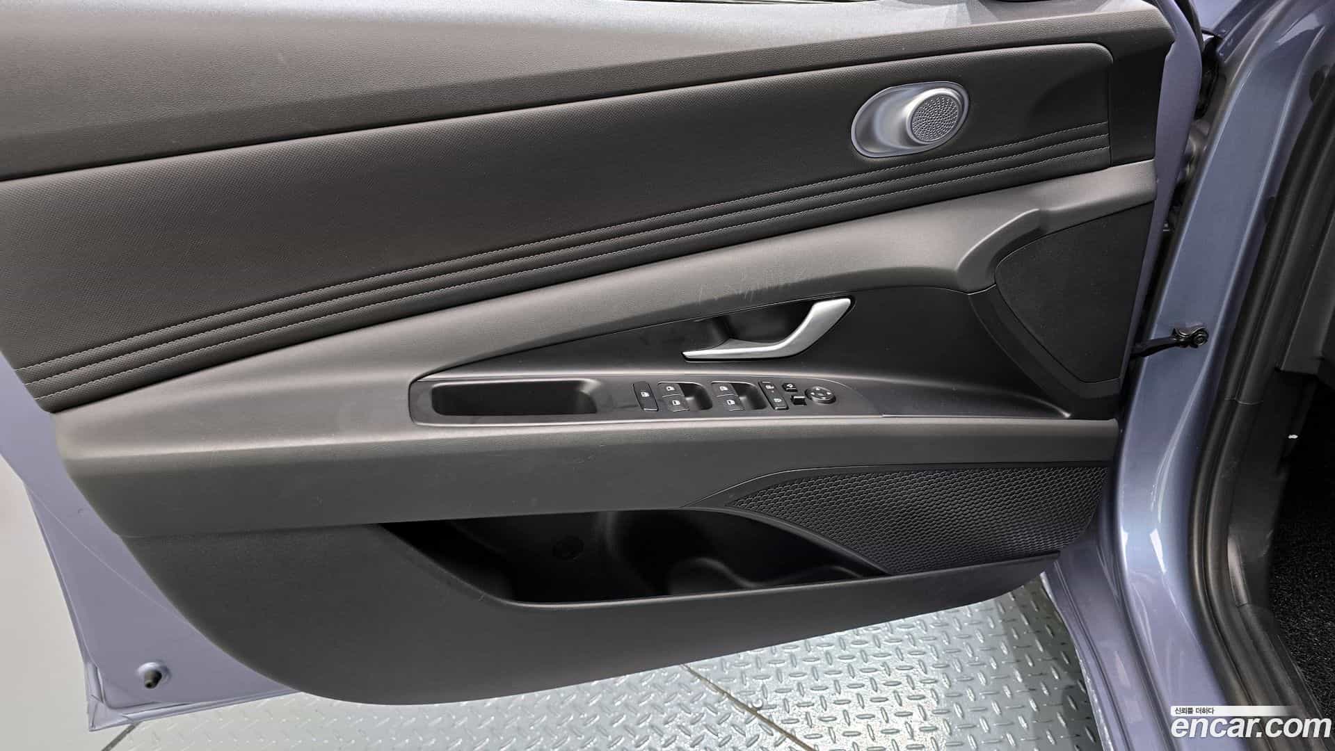 AVANTE Hyundai 2025.10-INNER-034