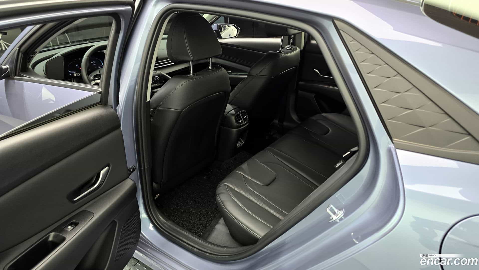 AVANTE Hyundai 2025.10-INNER-036