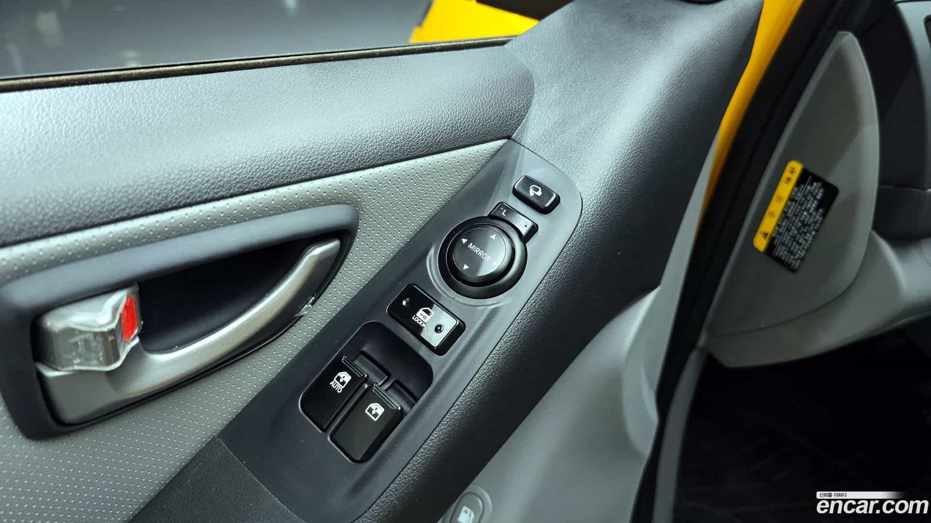 Starex Hyundai 2021.2-OPTION-042