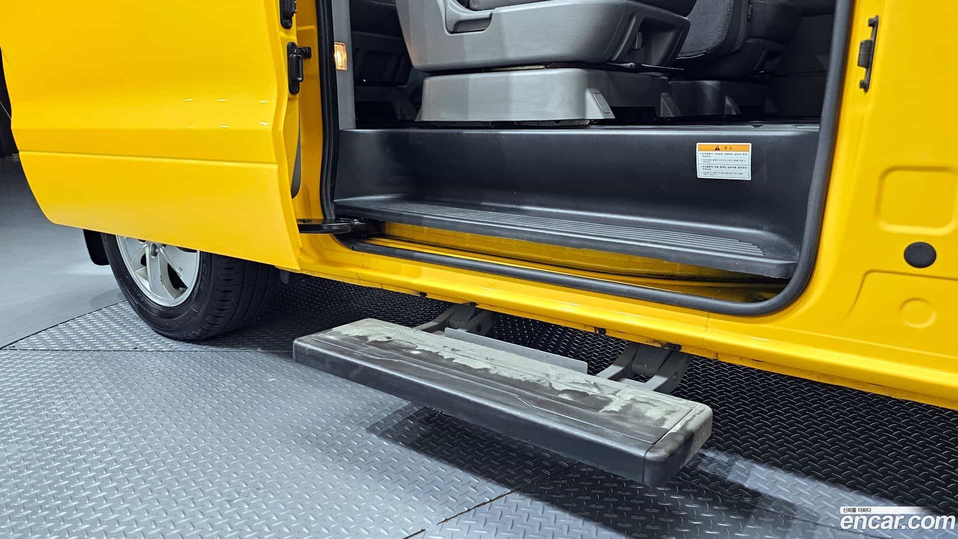 Starex Hyundai 2021.2-OPTION-043
