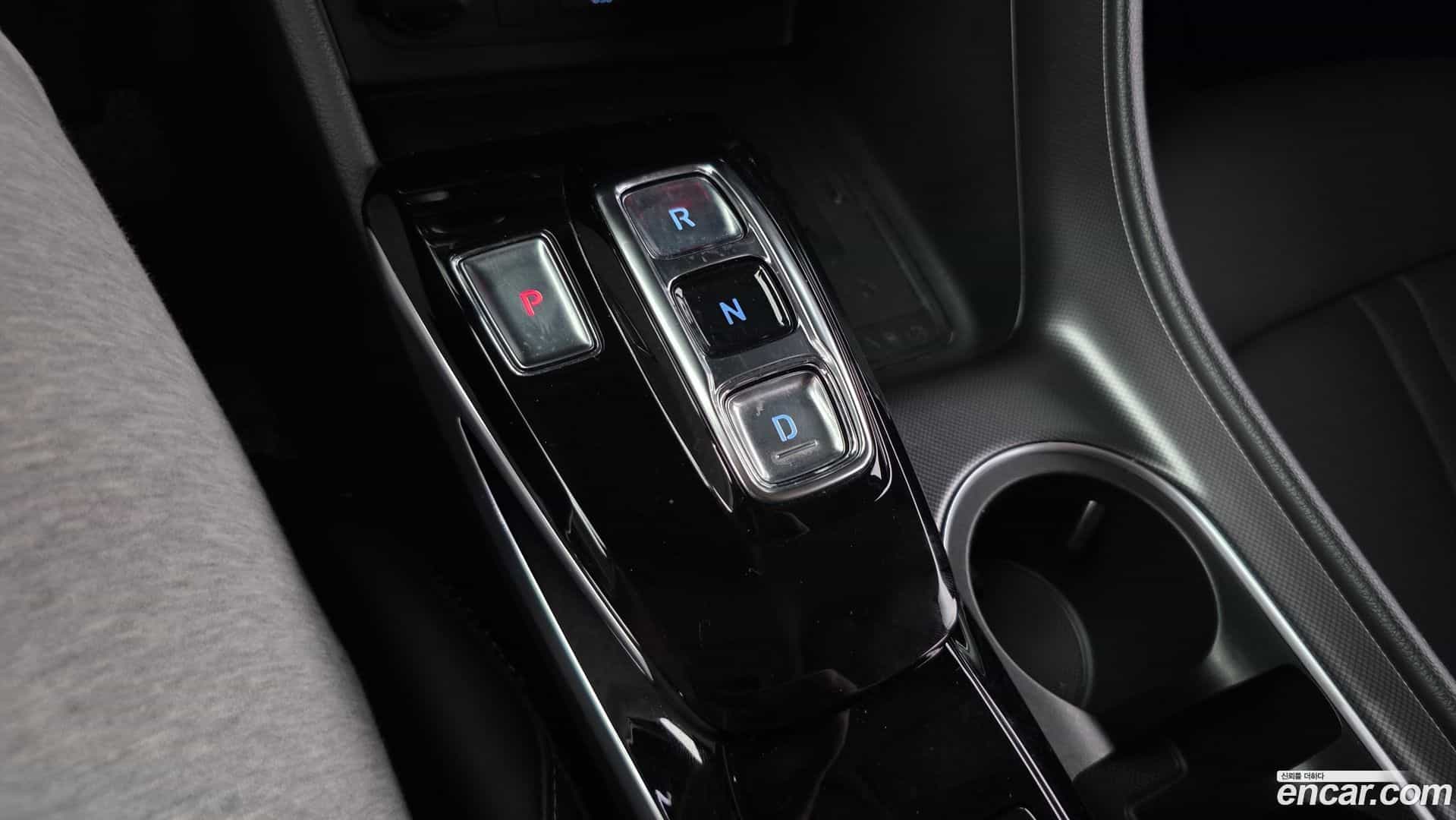 Sonata Hyundai 2020.2-INNER-009