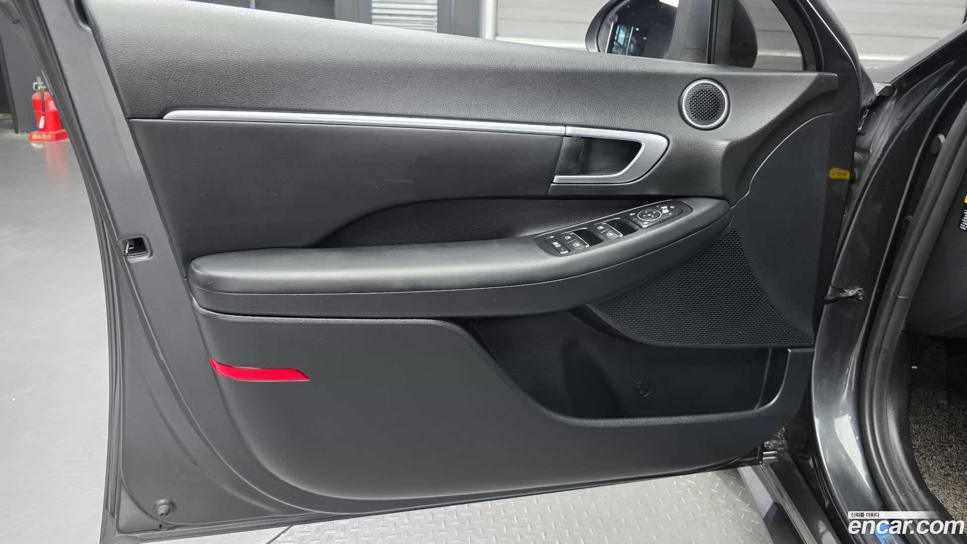 Sonata Hyundai 2020.2-INNER-034