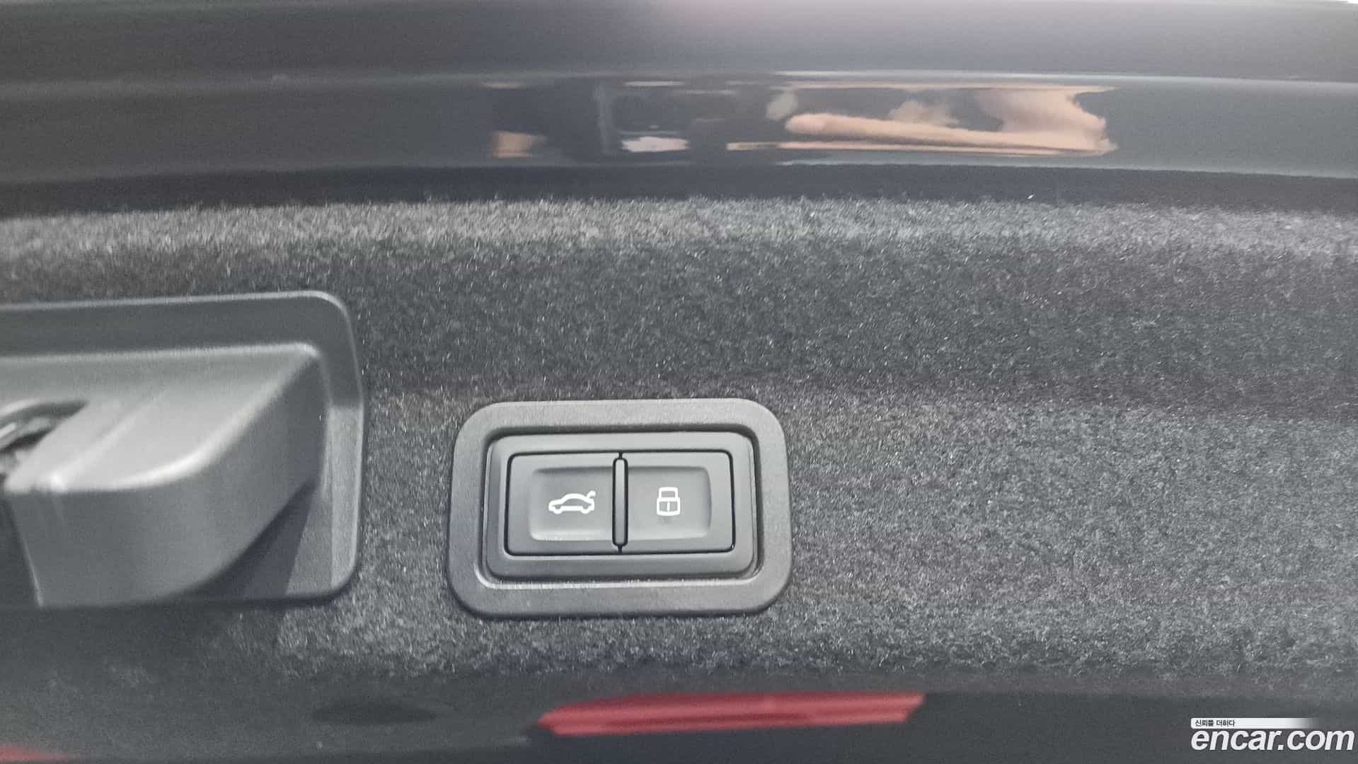 A6 Audi 2020.9-OPTION-021