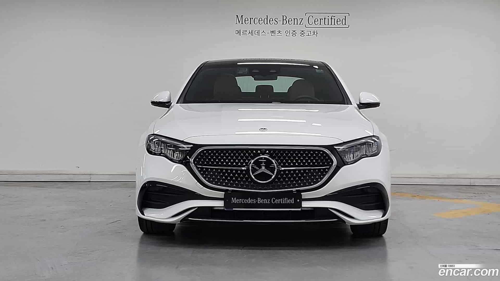 E-Class Mercedes-Benz 2025.8-OUTER-003