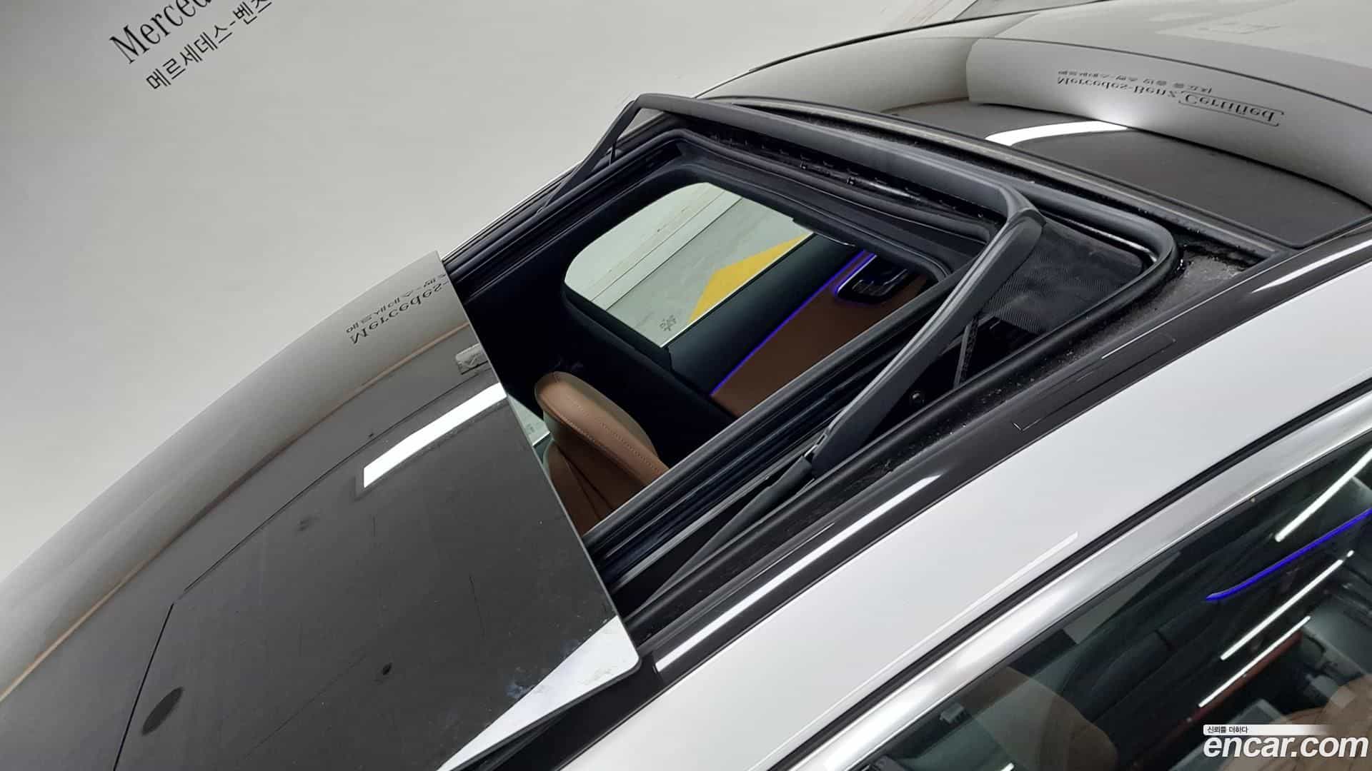 E-Class Mercedes-Benz 2025.8-OPTION-016