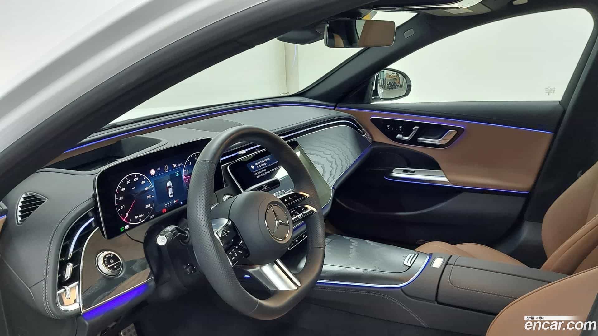 E-Class Mercedes-Benz 2025.8-OPTION-017