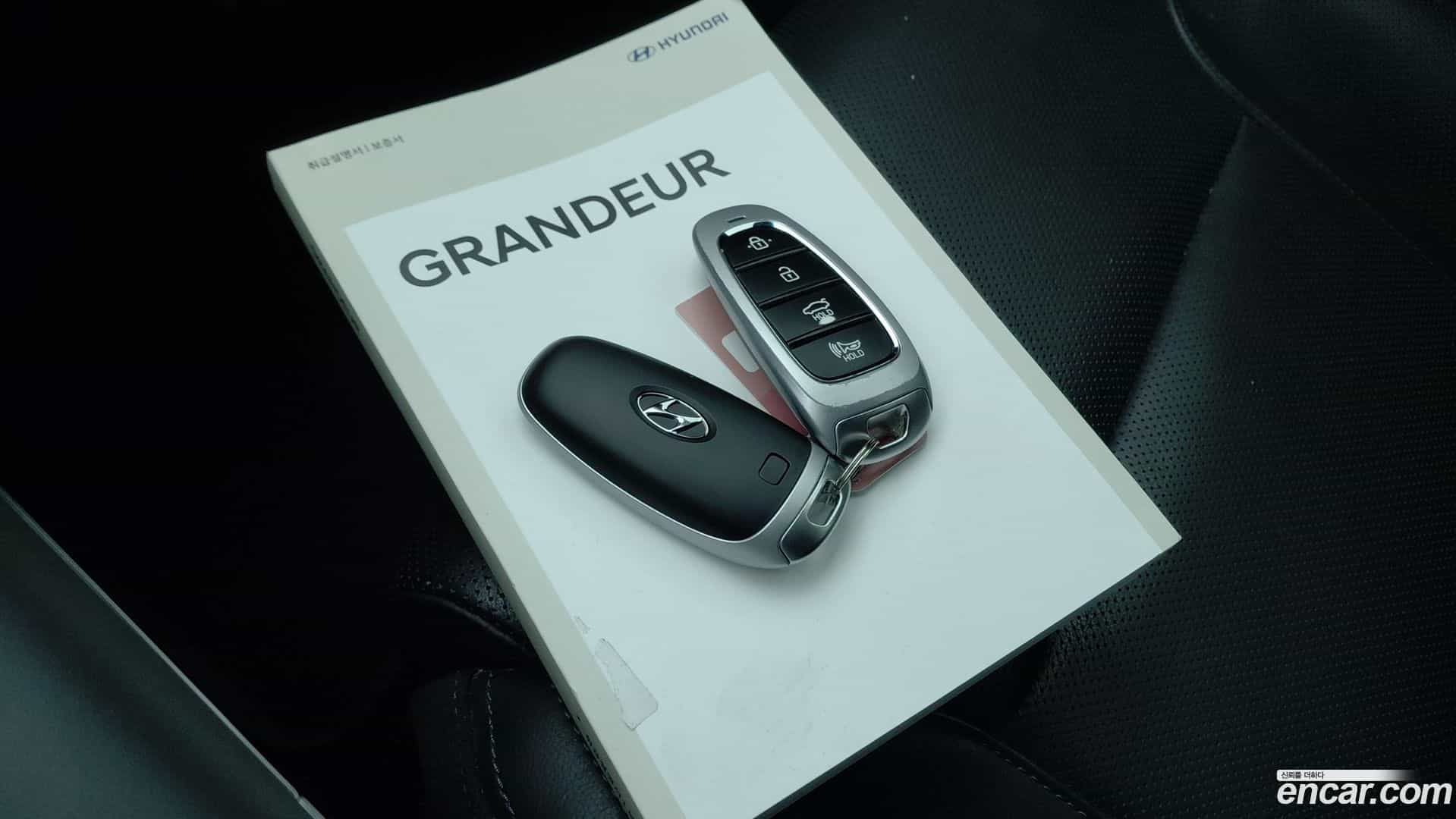 Grandeur Hyundai 2021.1-OPTION-023