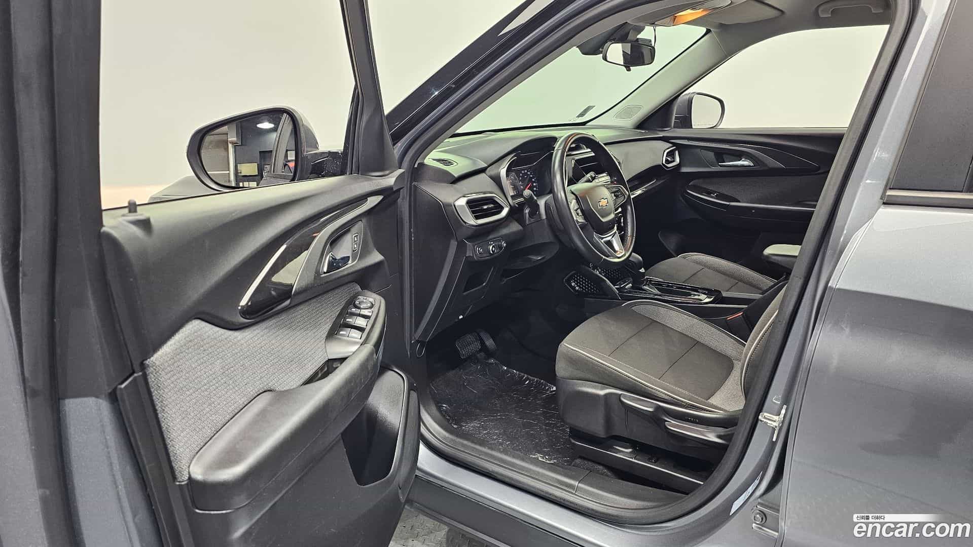 Trailblazer Chevrolet 2020.3-INNER-010