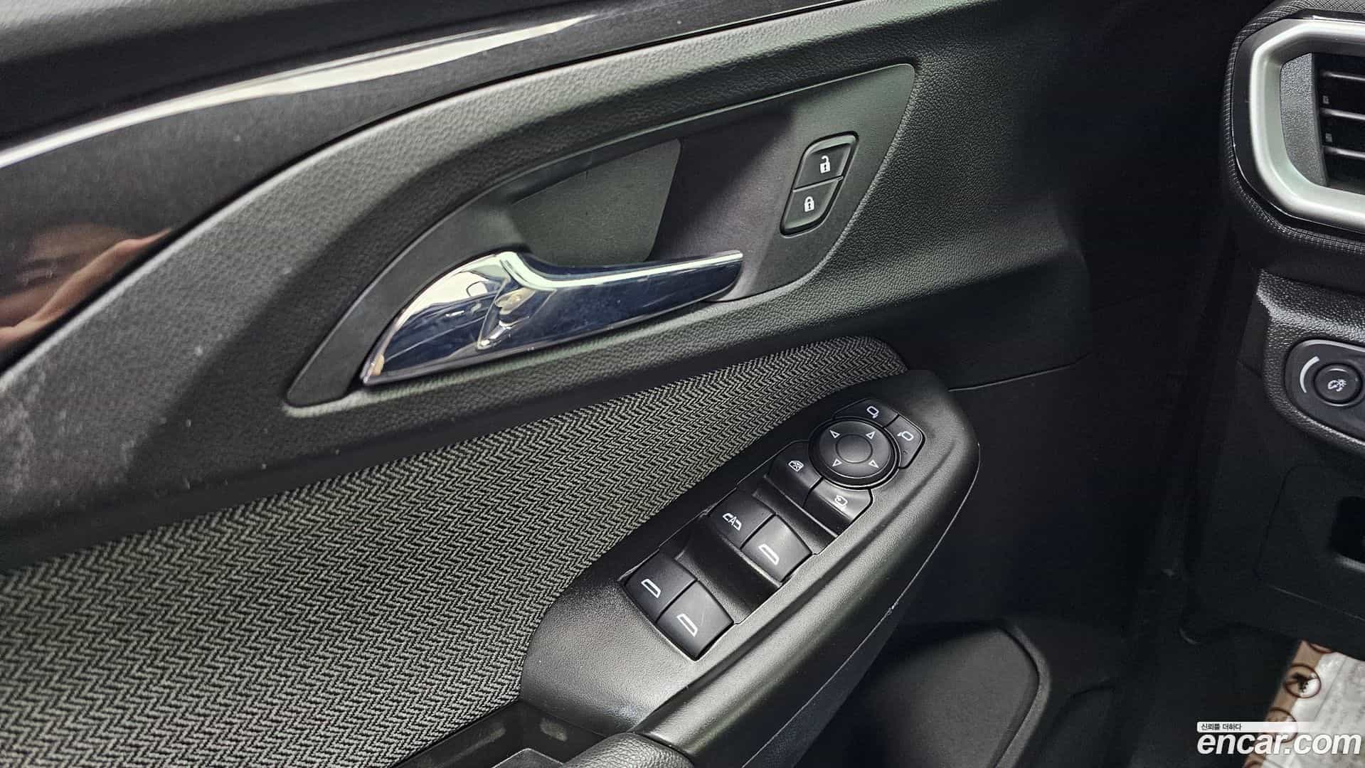 Trailblazer Chevrolet 2020.3-OPTION-042