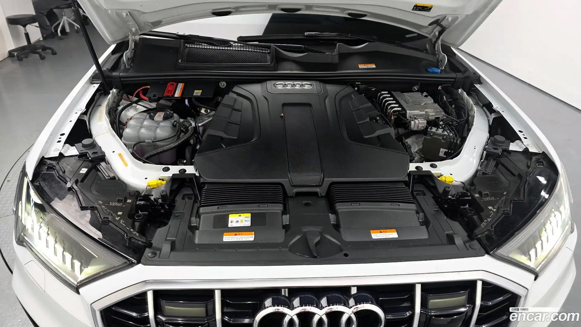Q7 Audi 2021.11-OUTER-006